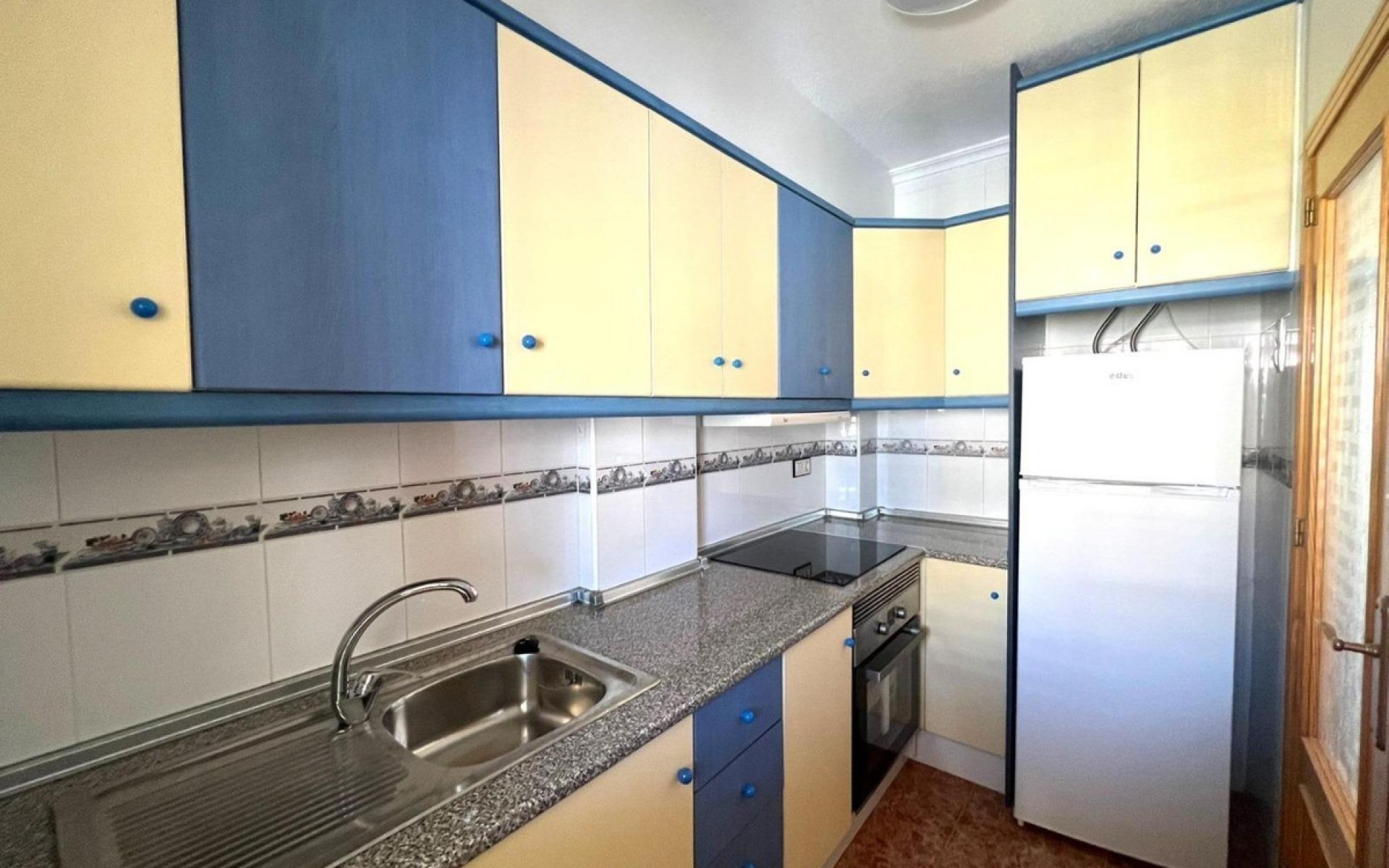 Resale - Villa - Torrevieja - Torrevieja Centro