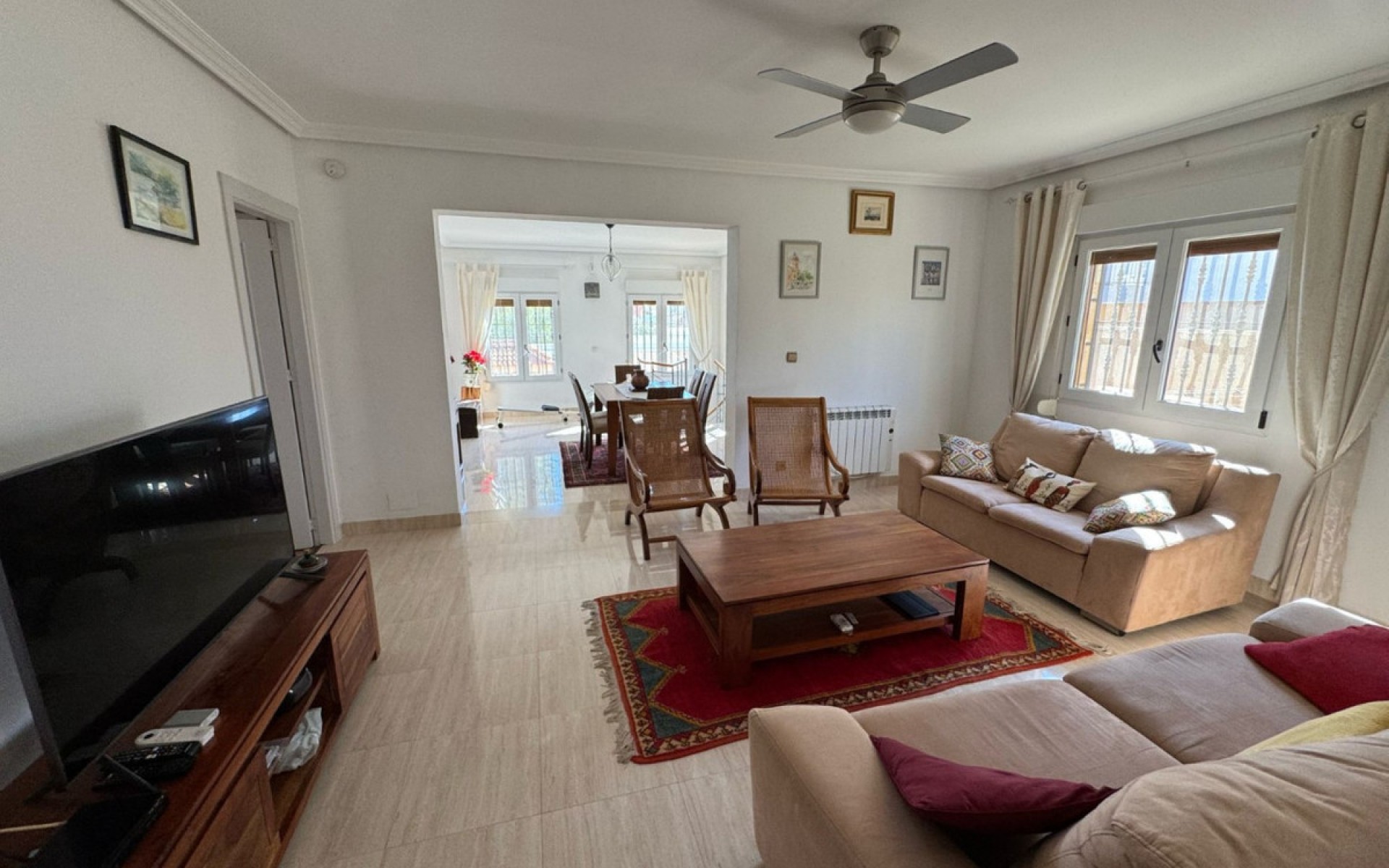 Resale - Villa - Torrevieja - Torrevieja Centro