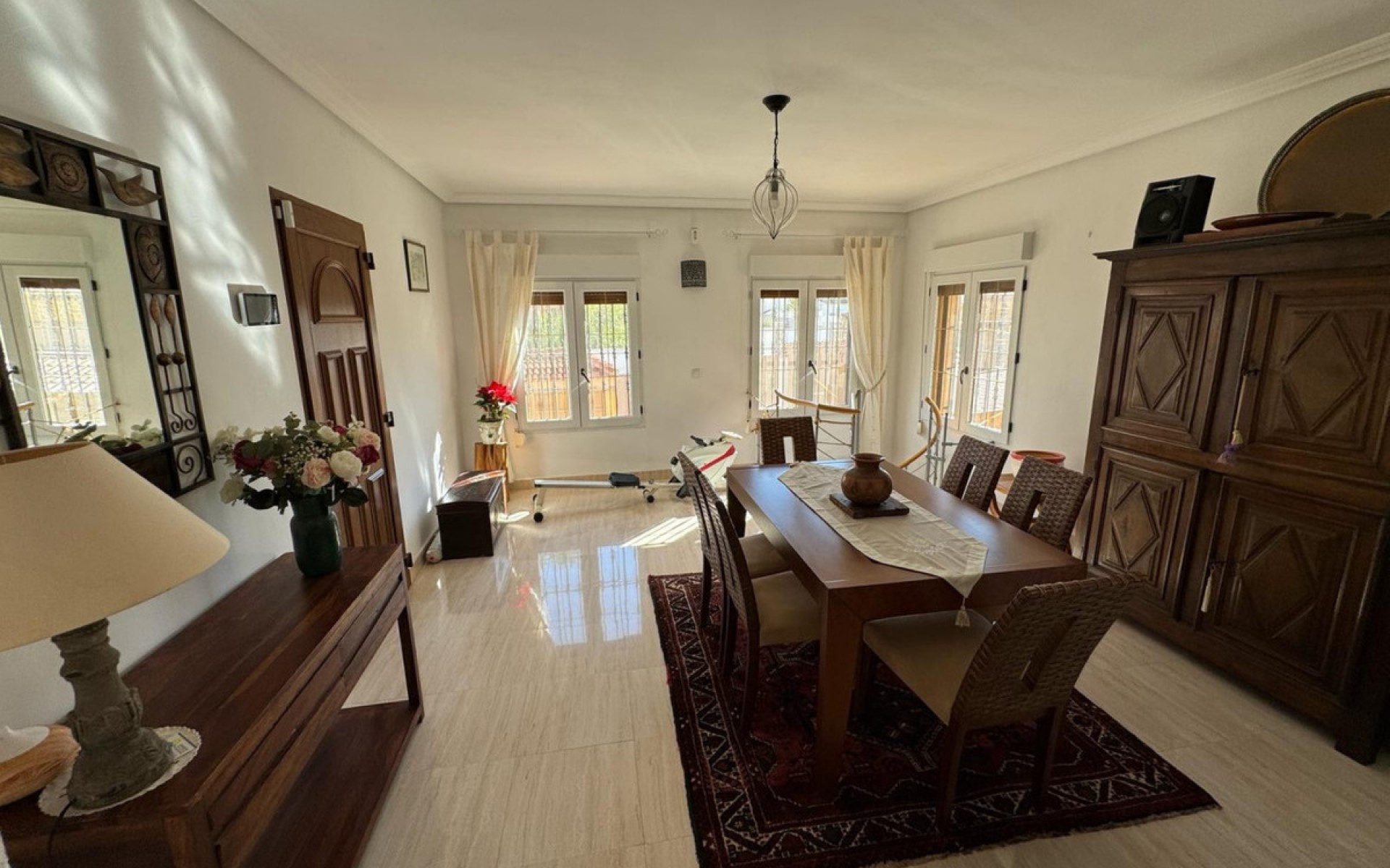 Resale - Villa - Torrevieja - Torrevieja Centro