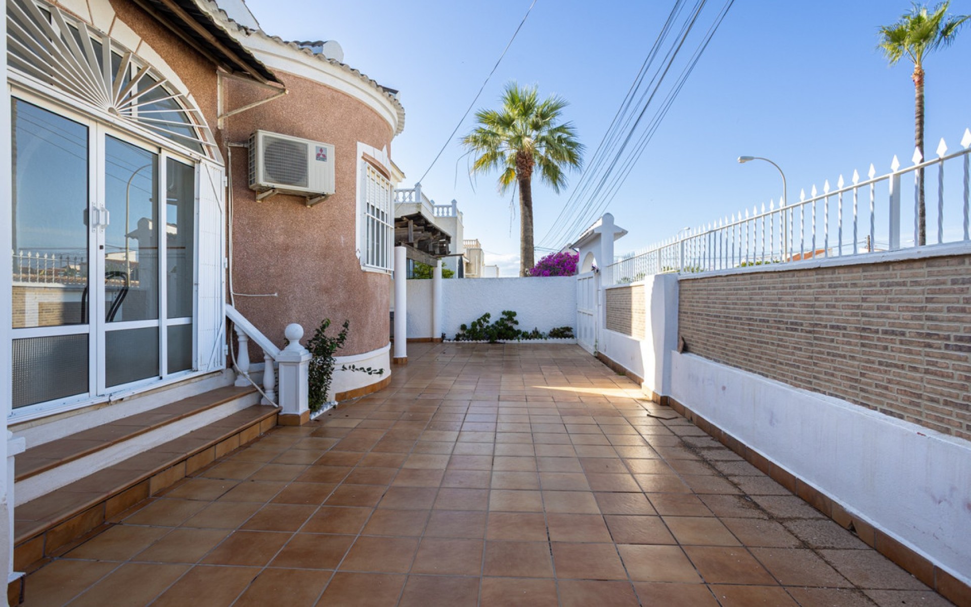 Resale - Villa - Torrevieja - Torrevieja Centro
