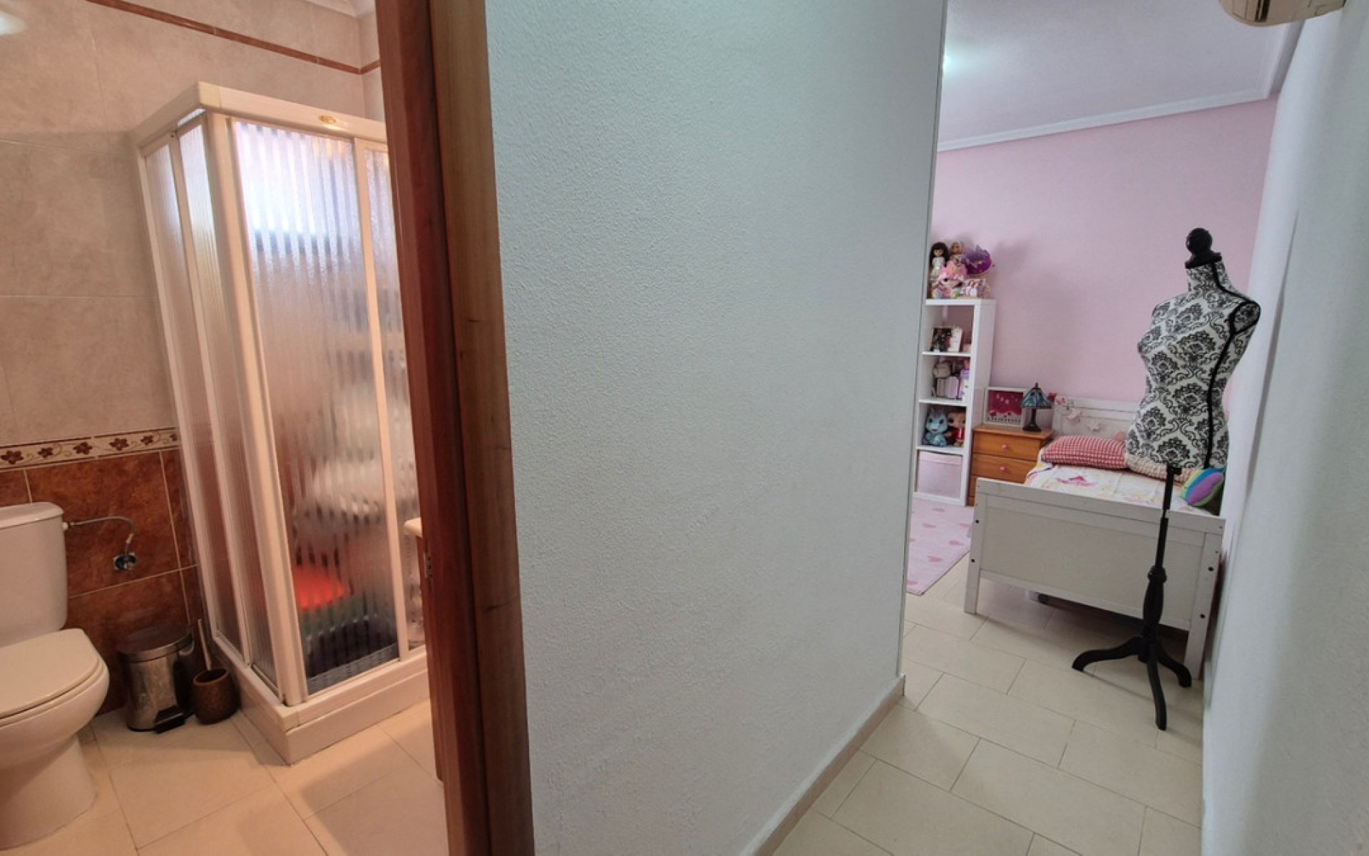 Resale - Villa - Torrevieja - Torrevieja Centro