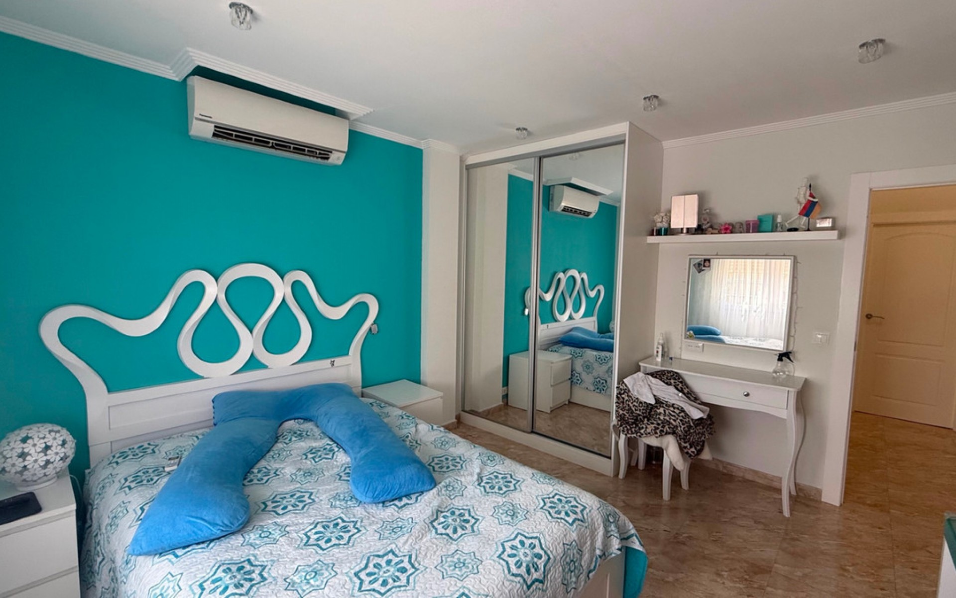 Resale - Villa - Torrevieja - Torrevieja Centro