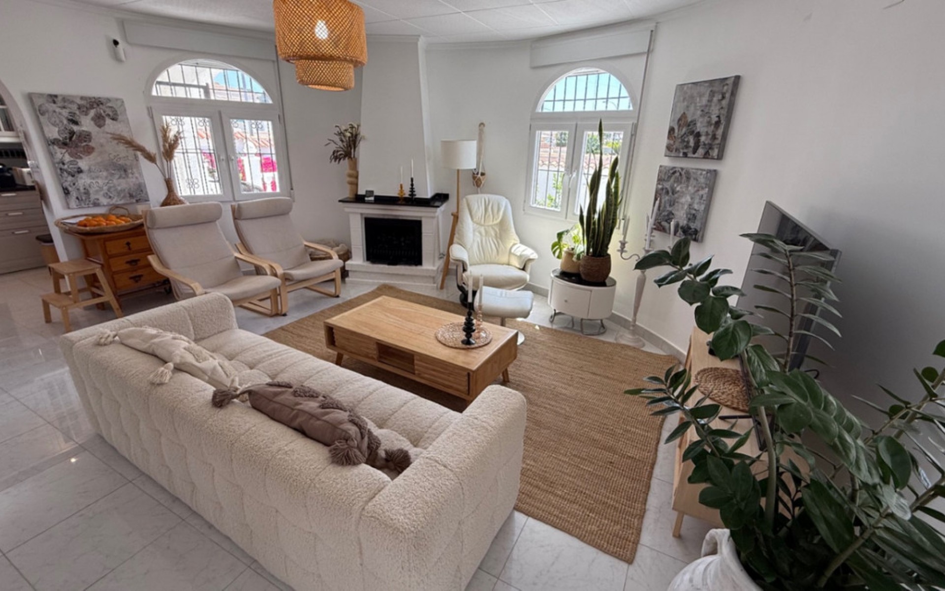 Resale - Villa - Torrevieja - Torrevieja Centro