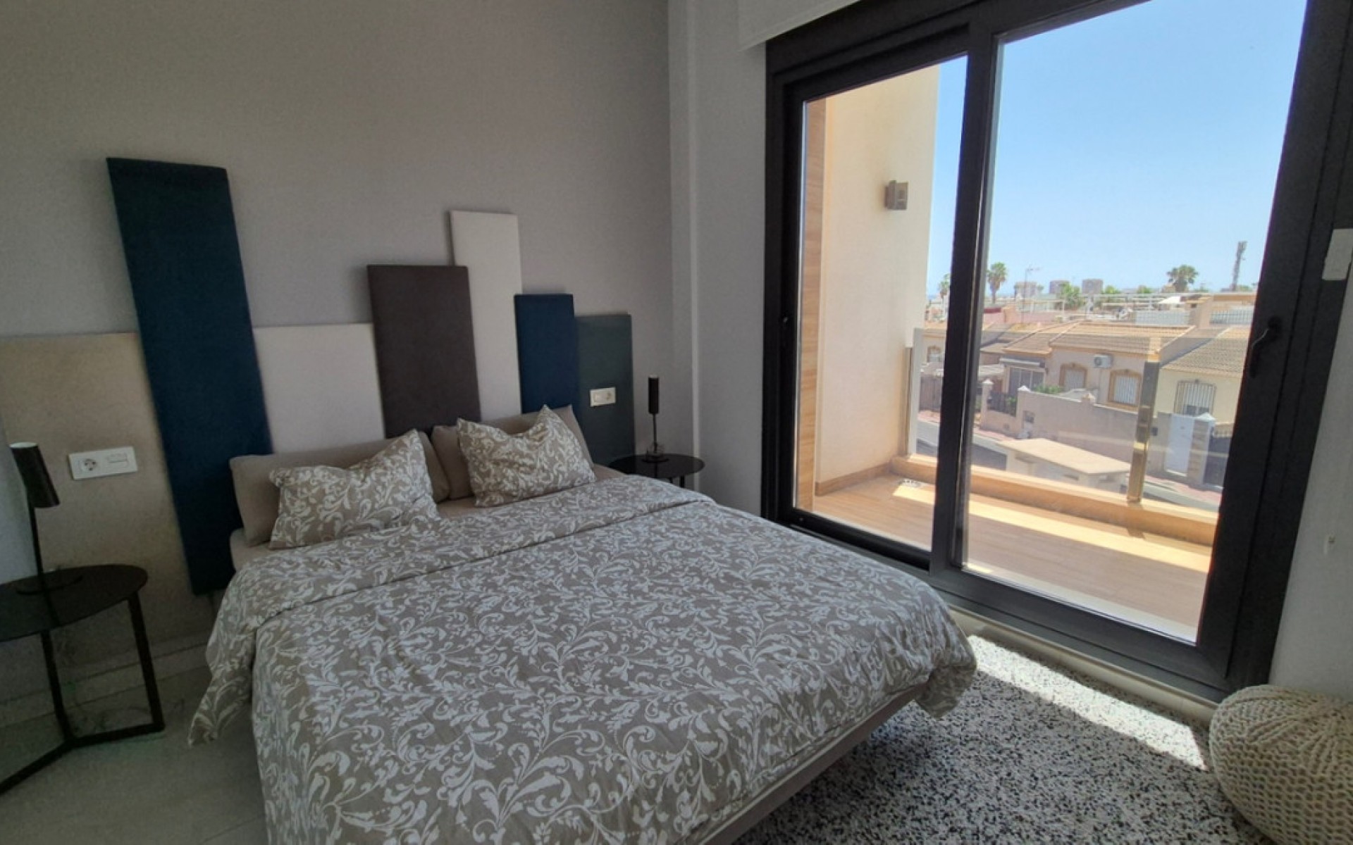 Resale - Villa - Torrevieja - Torrevieja Centro