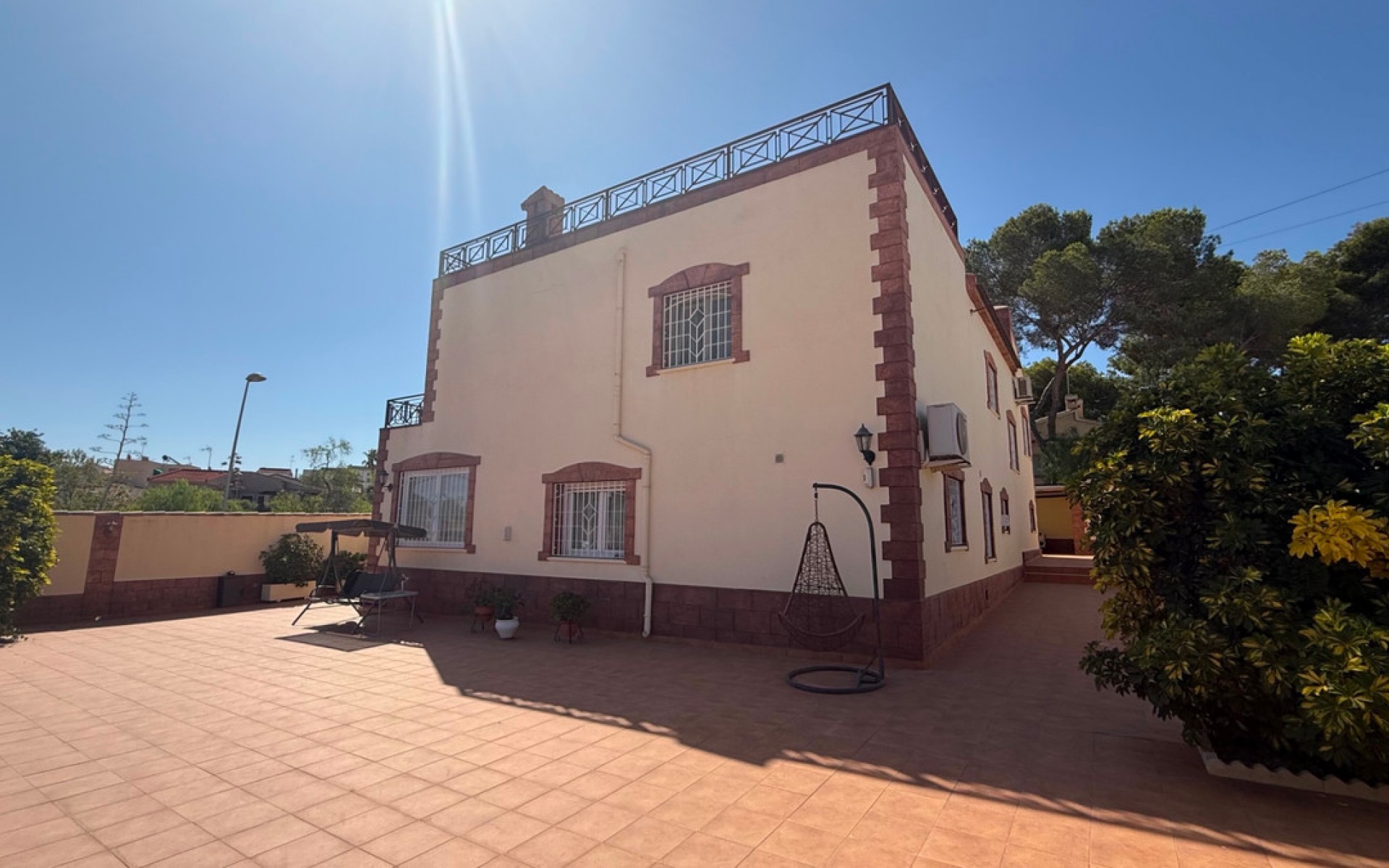Resale - Villa - Torrevieja - Torrevieja Centro