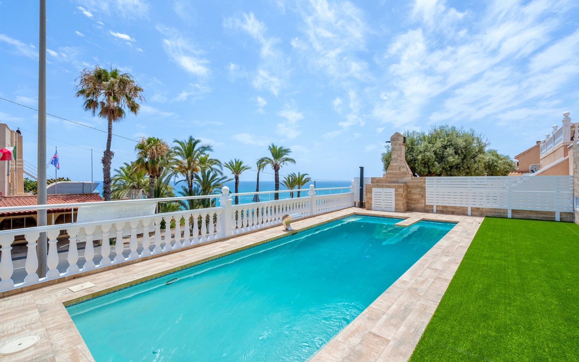 Resale - Villa - Torrevieja - Torrevieja Centro