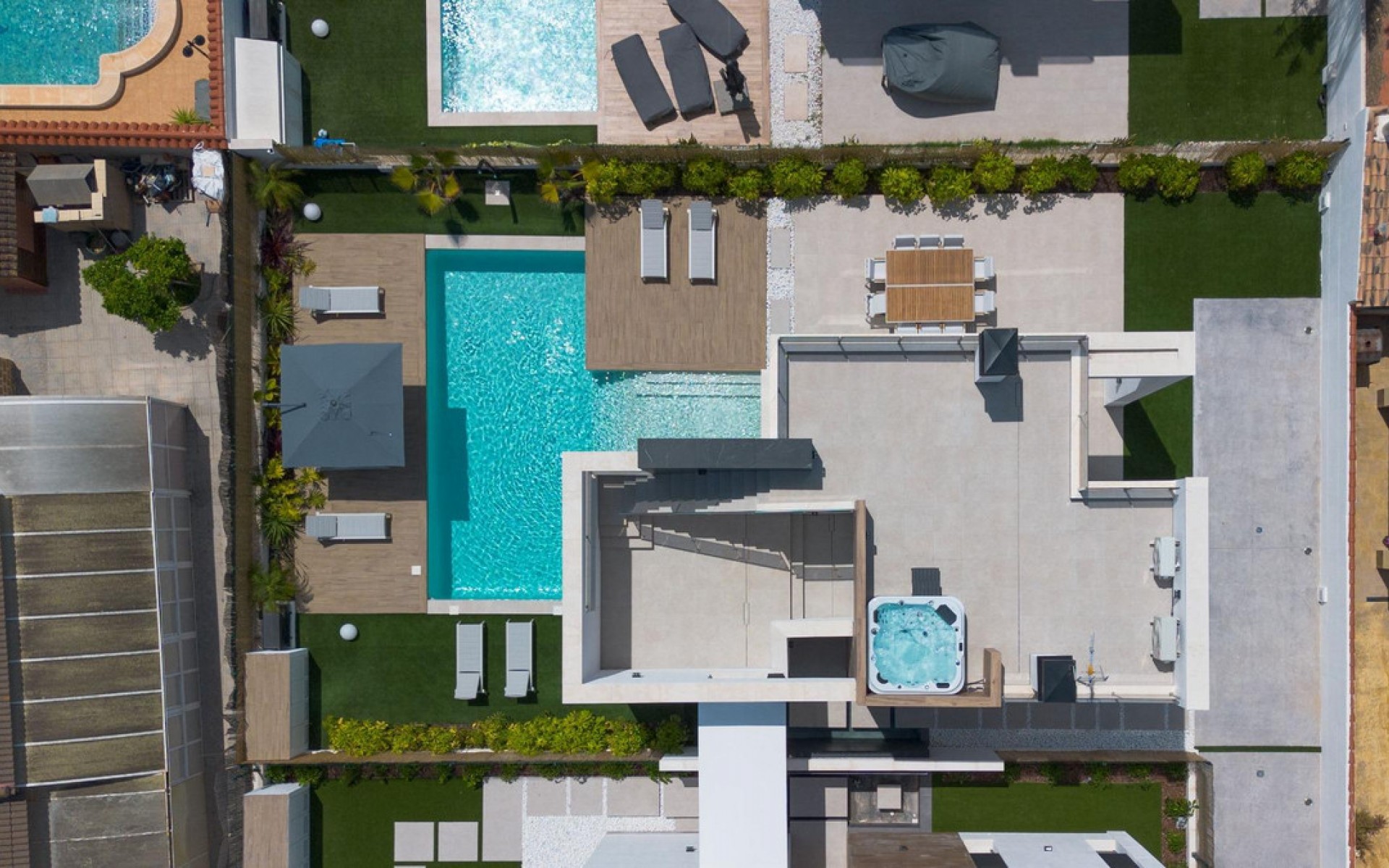 Resale - Villa - Torrevieja - Torrevieja Centro
