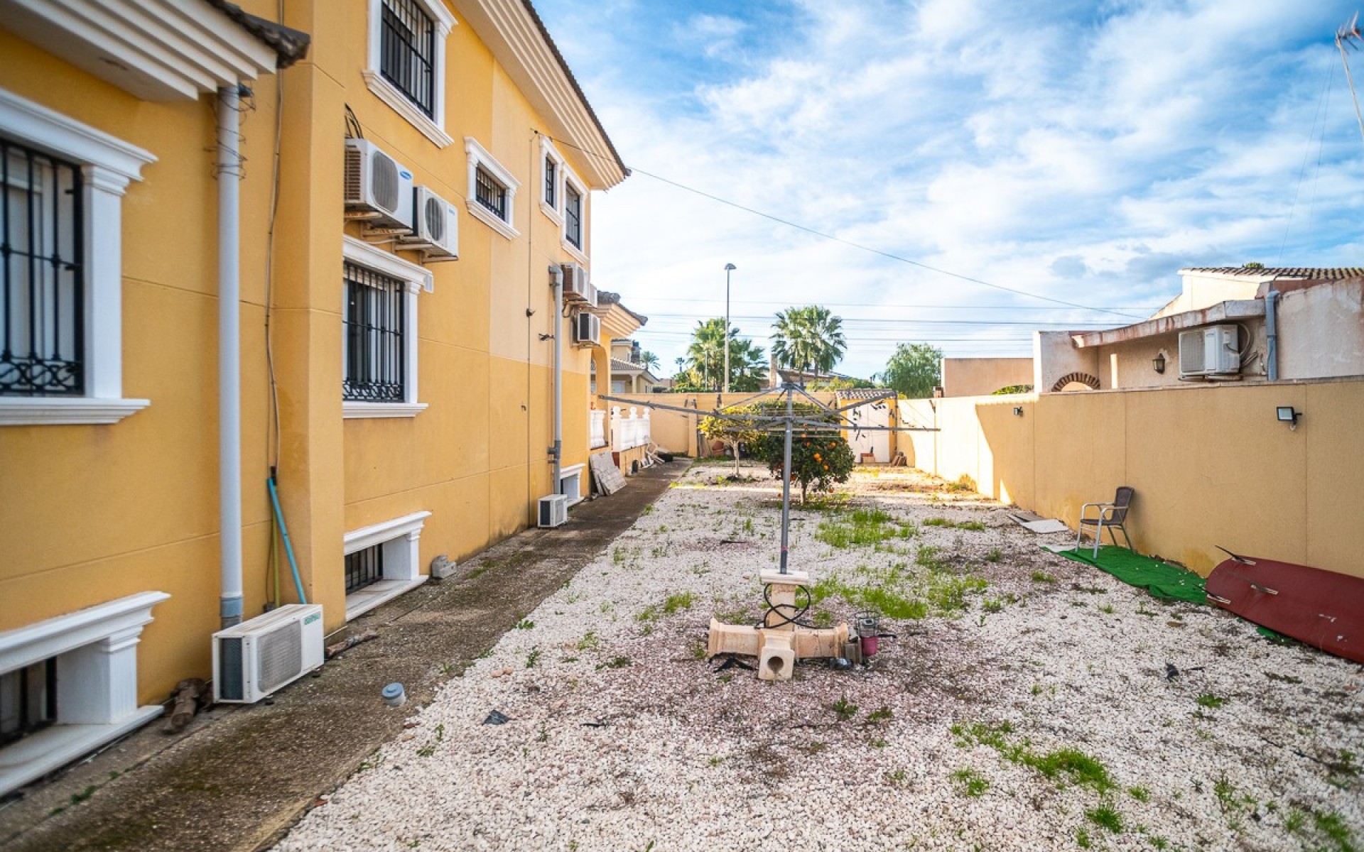Resale - Villa - Torrevieja - Torrevieja Centro