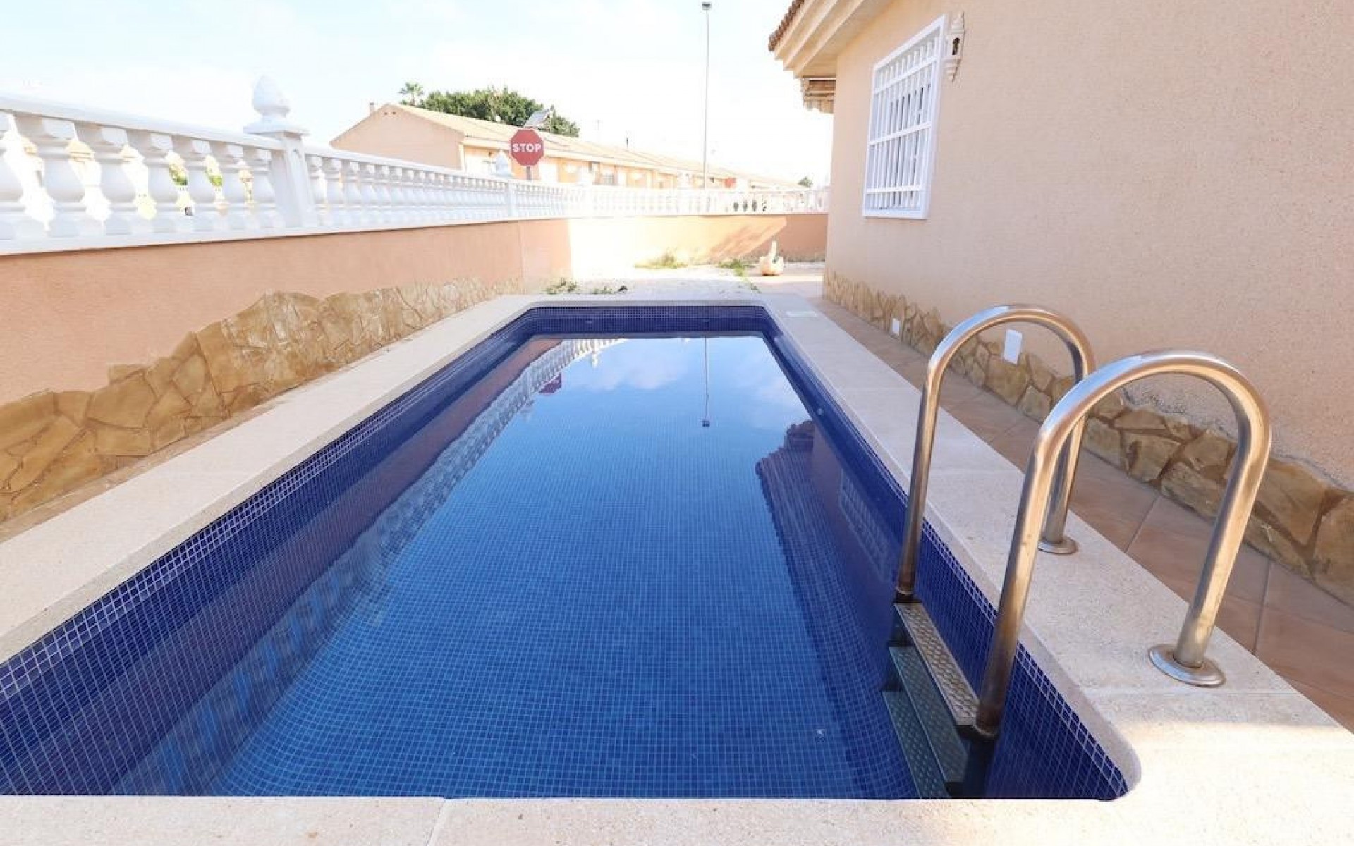 Resale - Villa - Torrevieja - Torrevieja Centro