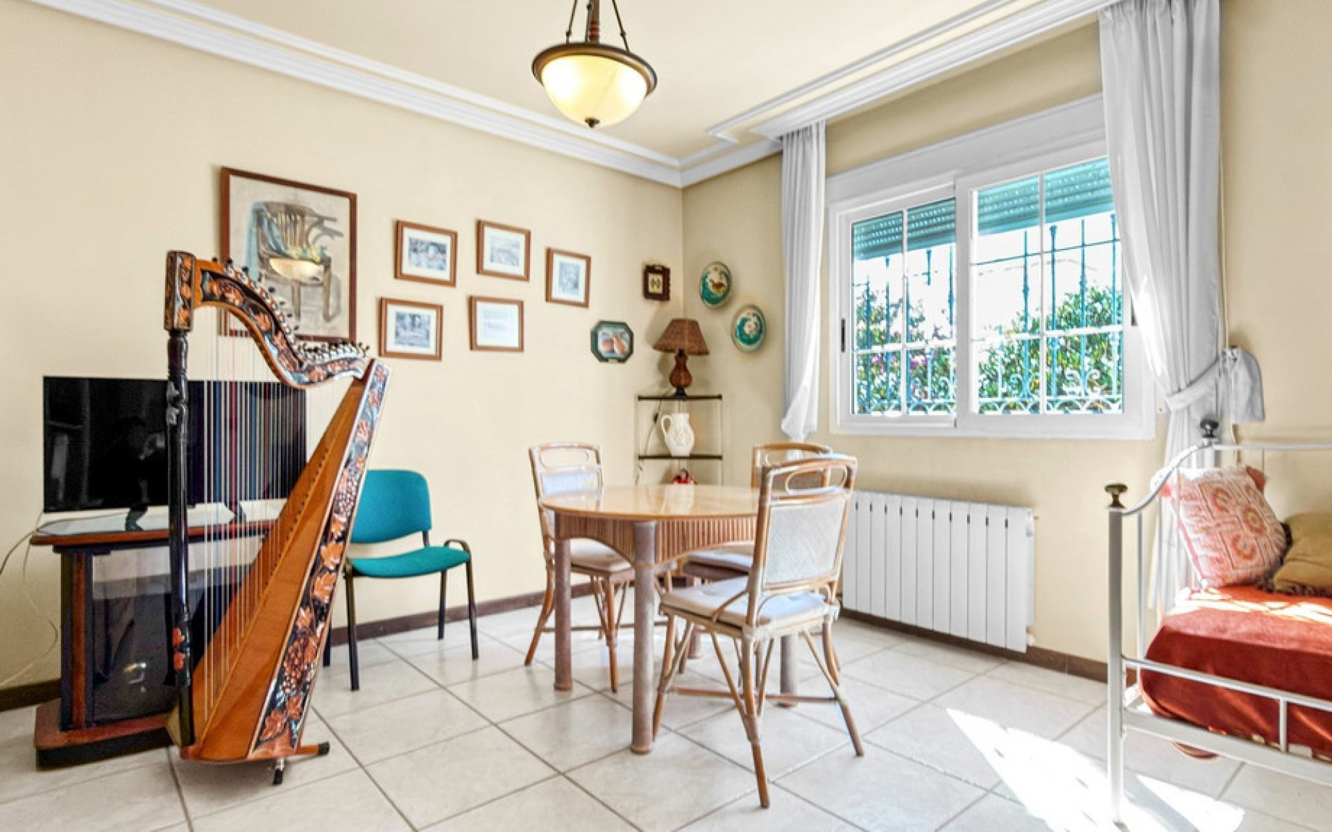 Resale - Villa - Torrevieja - Torrevieja Centro