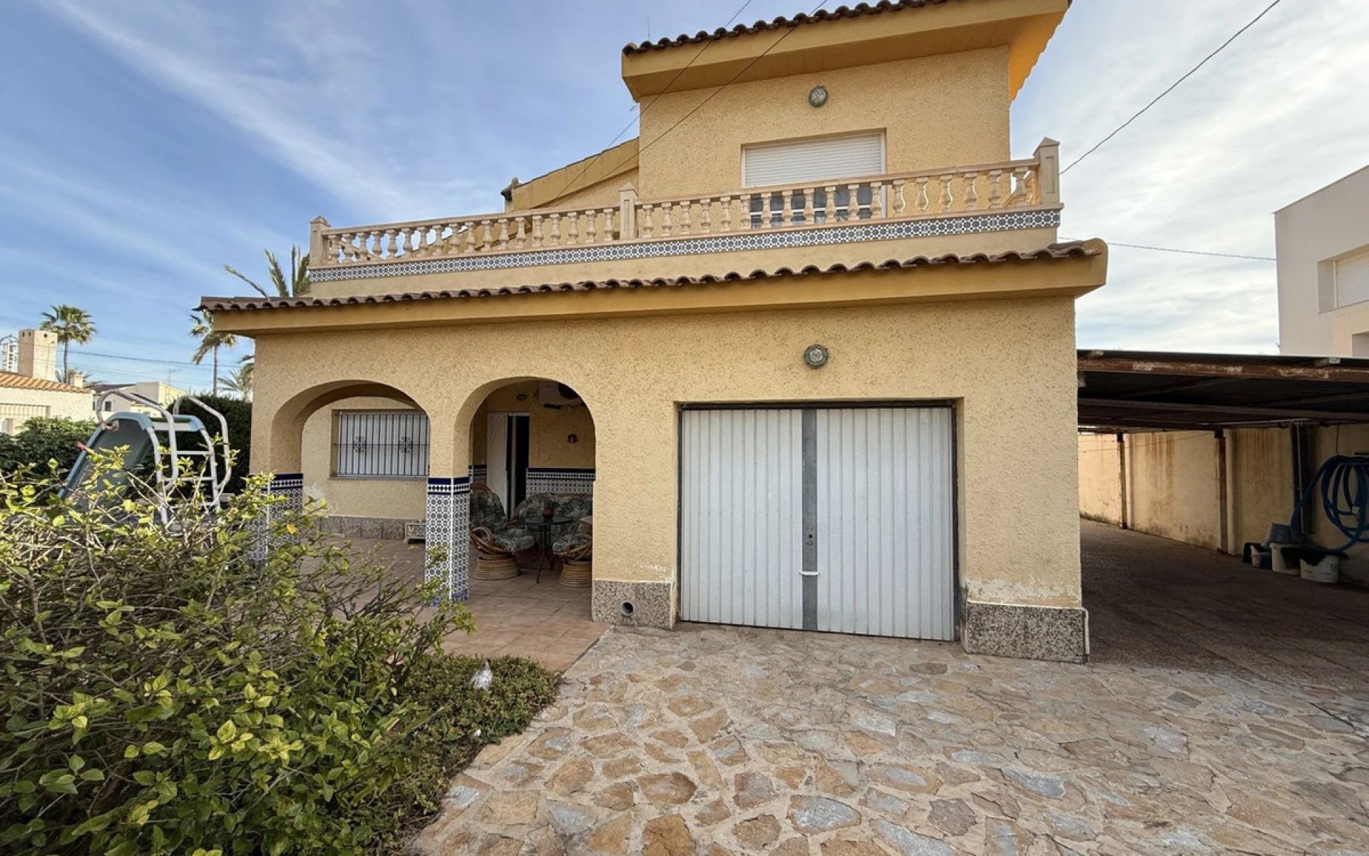 Resale - Villa - Torrevieja - Torrevieja Centro