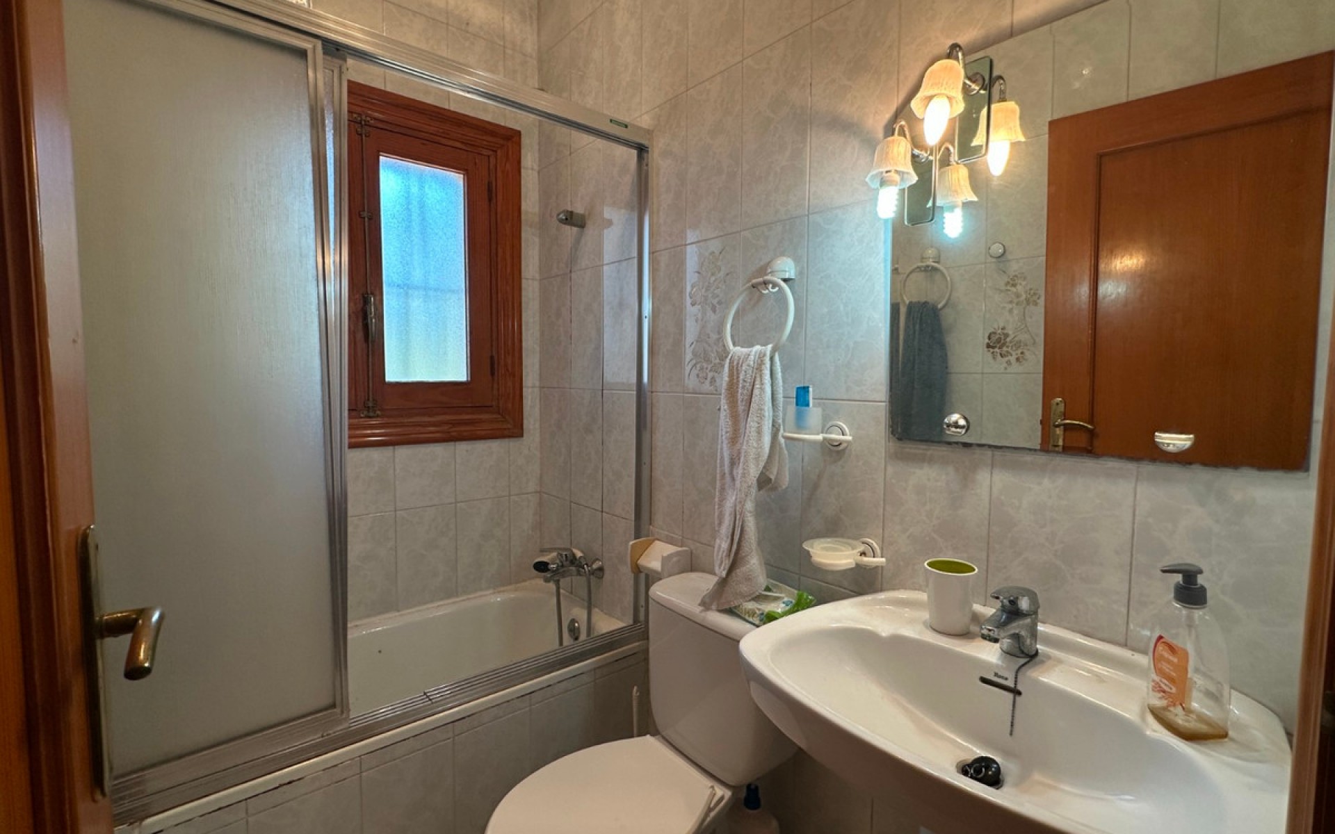 Resale - Villa - Torrevieja - Torrevieja Centro
