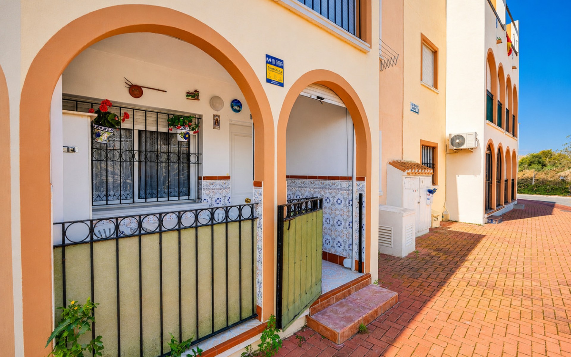 Resale - Villa - Torrevieja - Torrevieja Centro