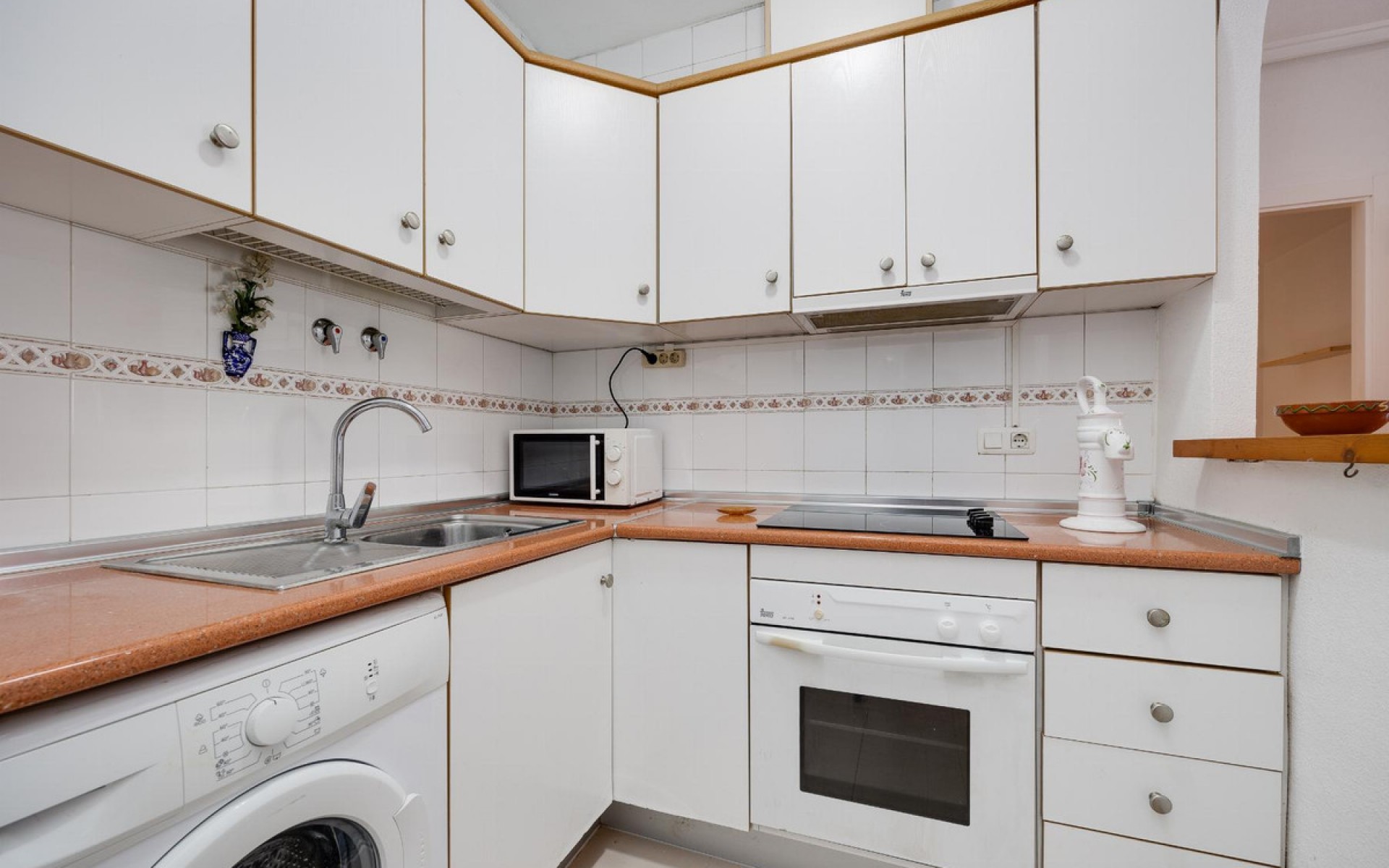 Resale - Villa - Torrevieja - Torrevieja Centro