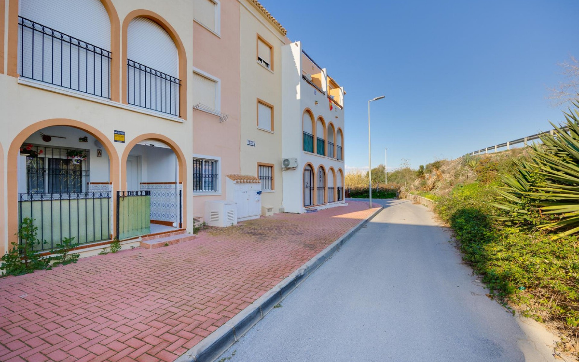 Resale - Villa - Torrevieja - Torrevieja Centro