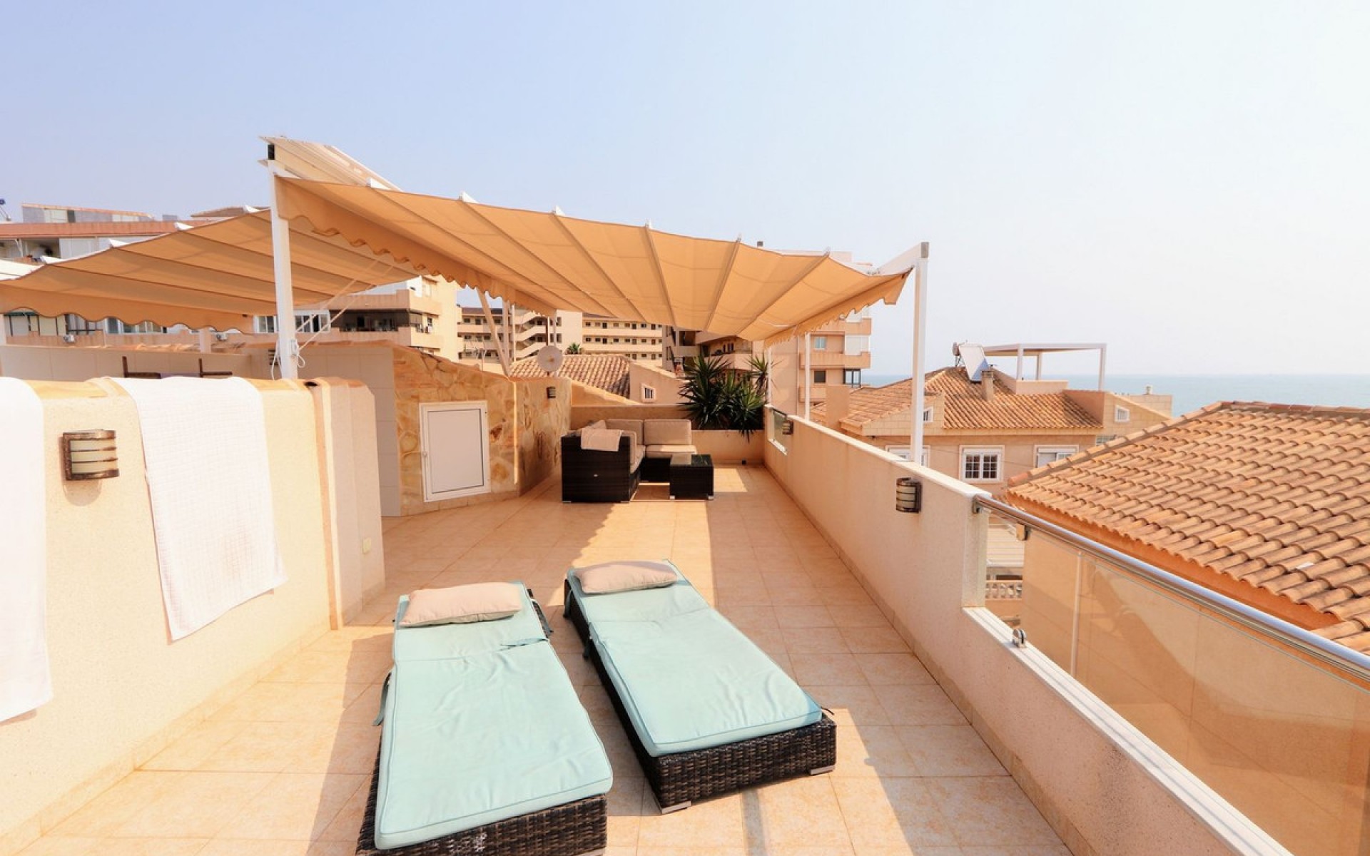 Resale - Villa - Torrevieja - Torrevieja Centro