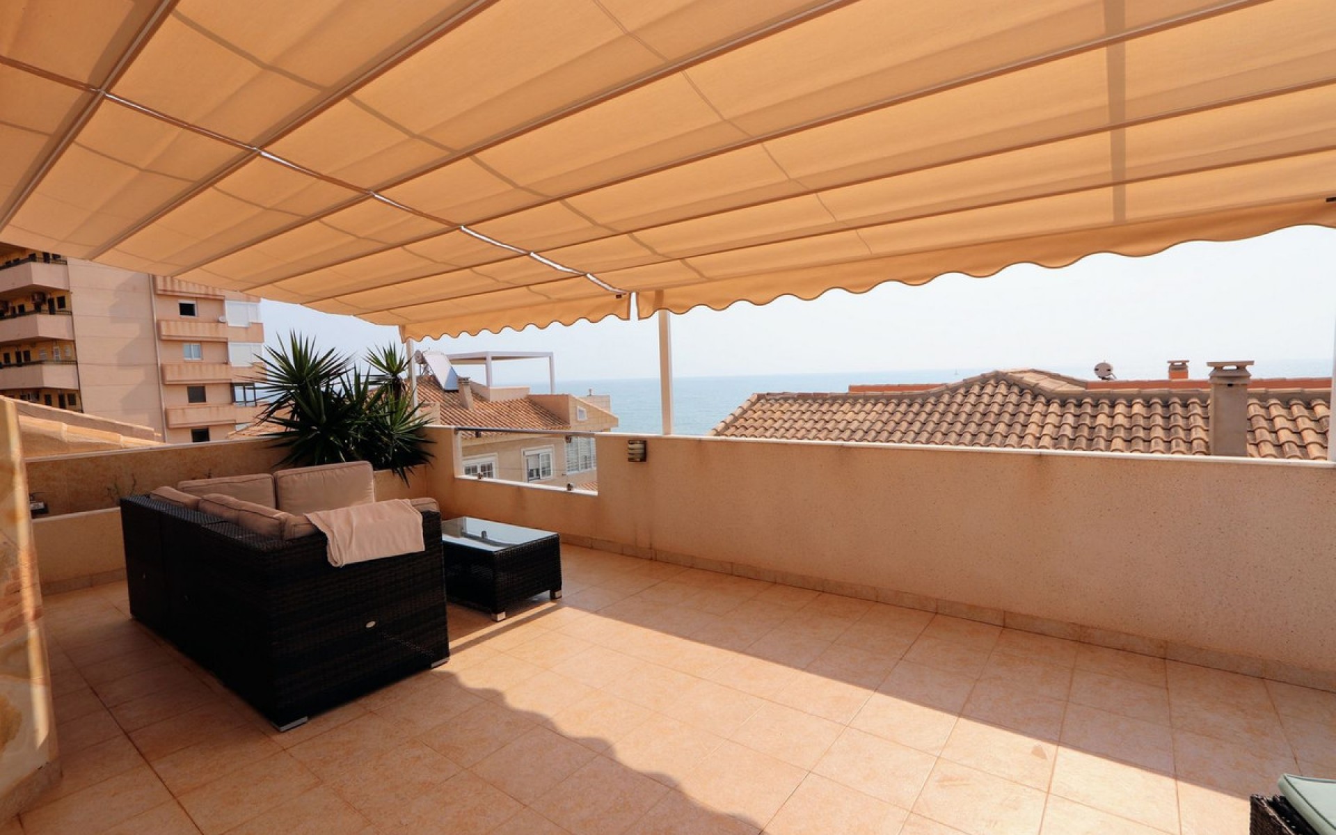 Resale - Villa - Torrevieja - Torrevieja Centro