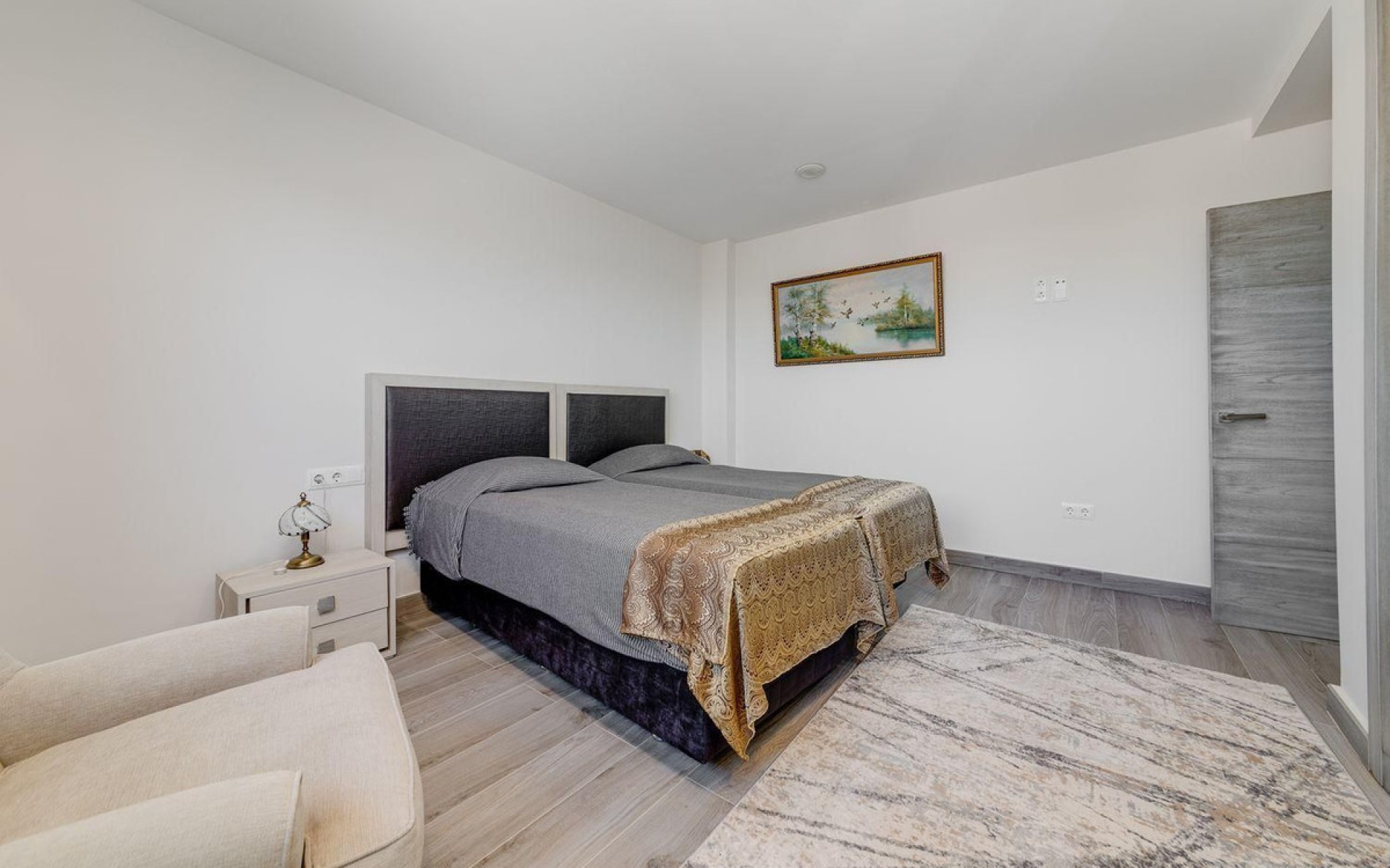 Resale - Villa - Torrevieja - Torrevieja Centro