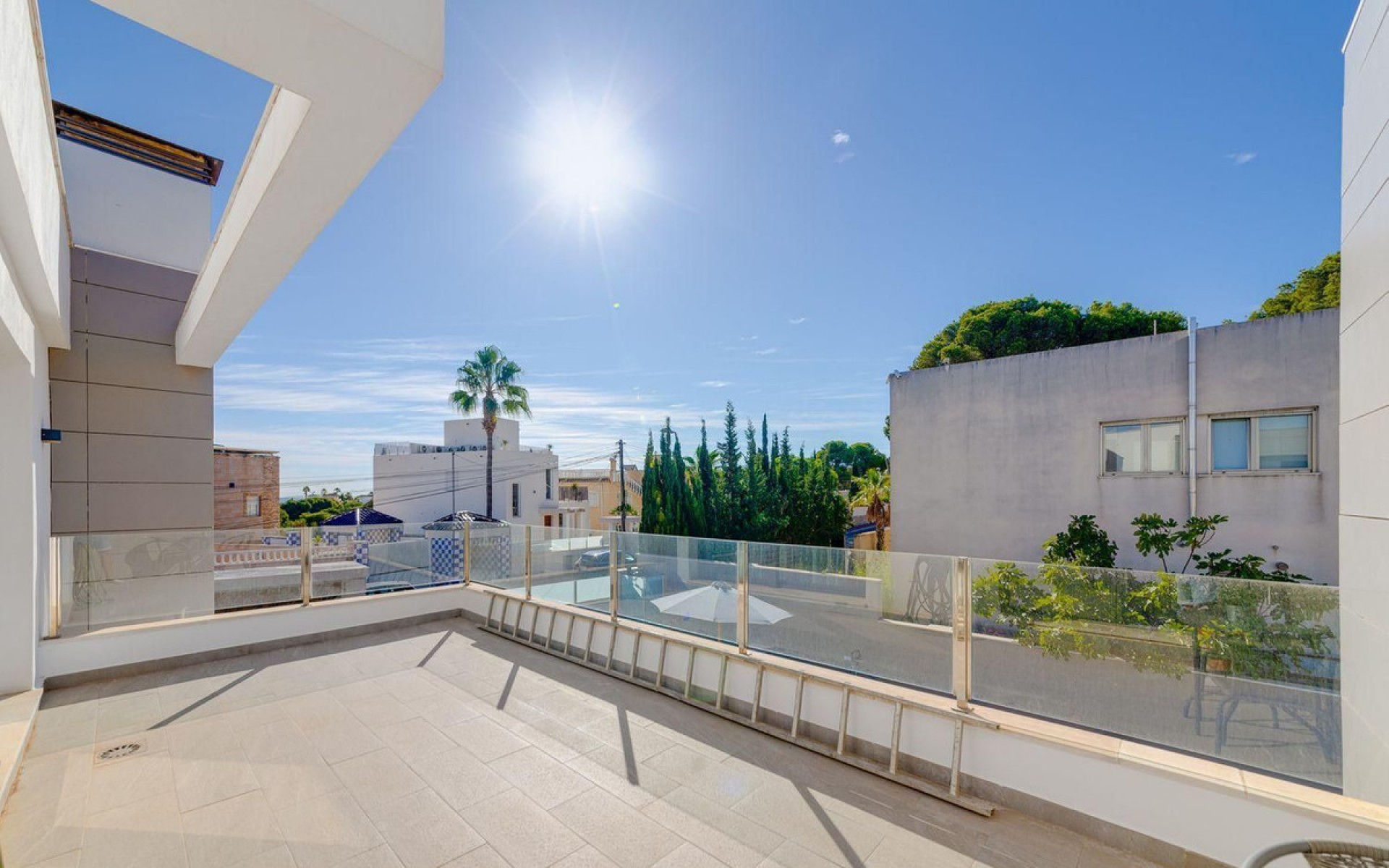 Resale - Villa - Torrevieja - Torrevieja Centro