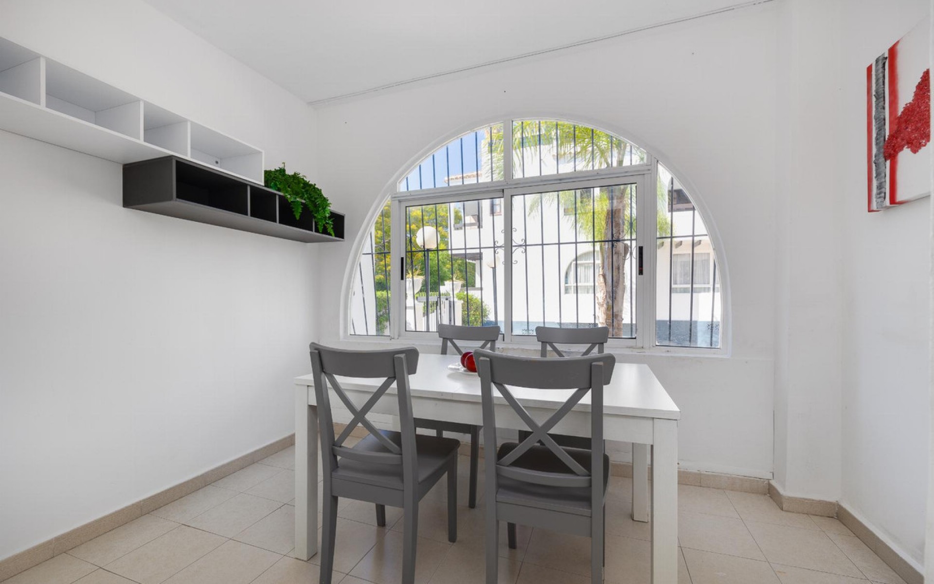 Resale - Villa - Torrevieja - Torrevieja Centro