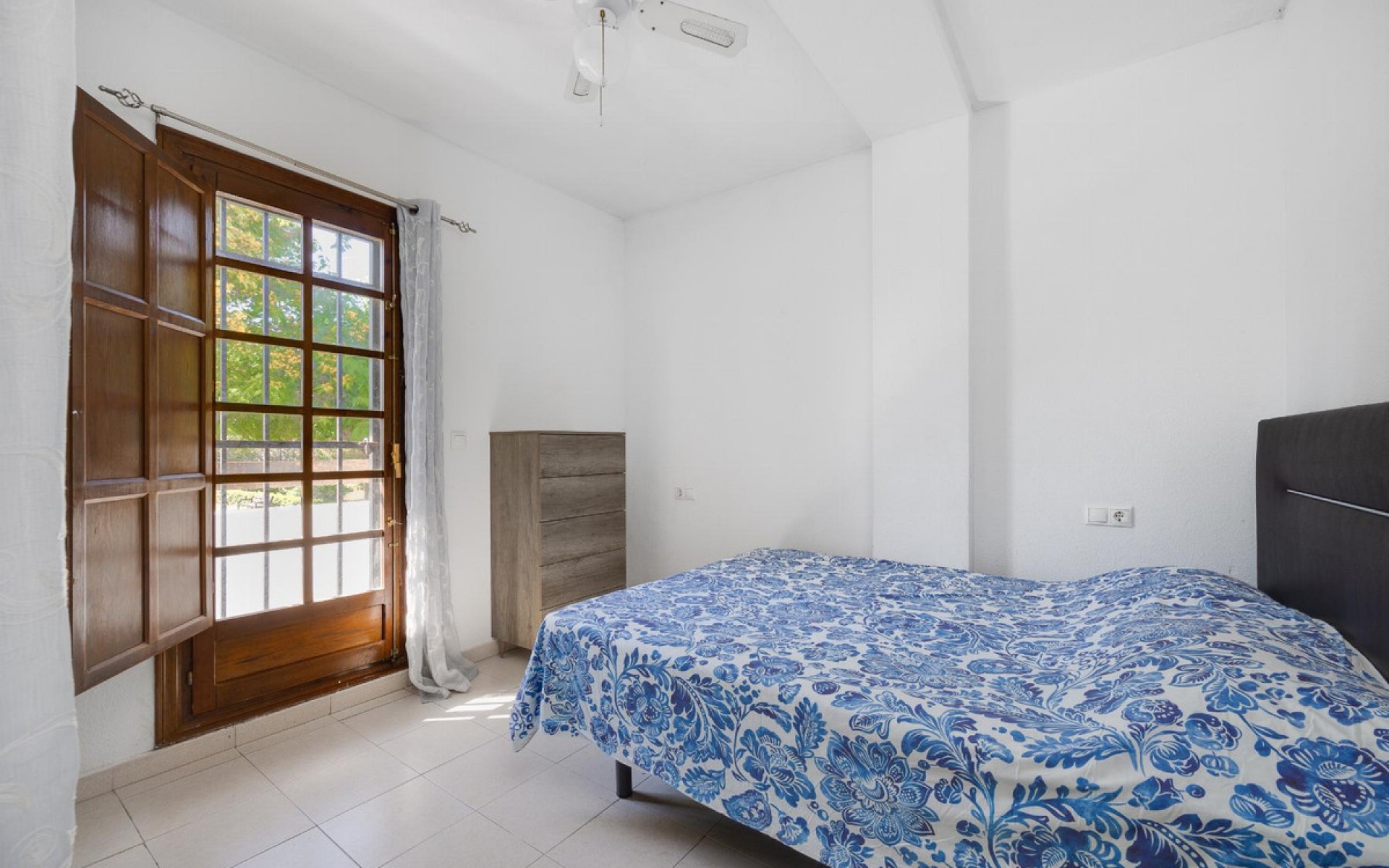 Resale - Villa - Torrevieja - Torrevieja Centro