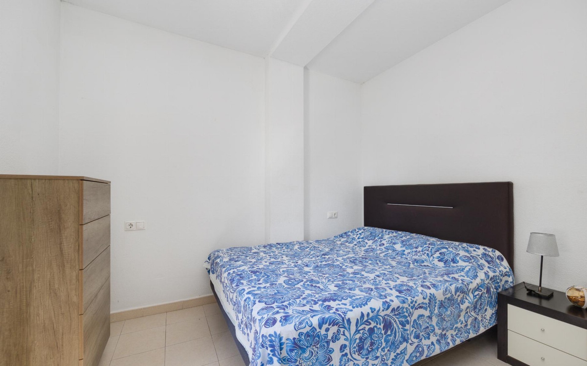 Resale - Villa - Torrevieja - Torrevieja Centro