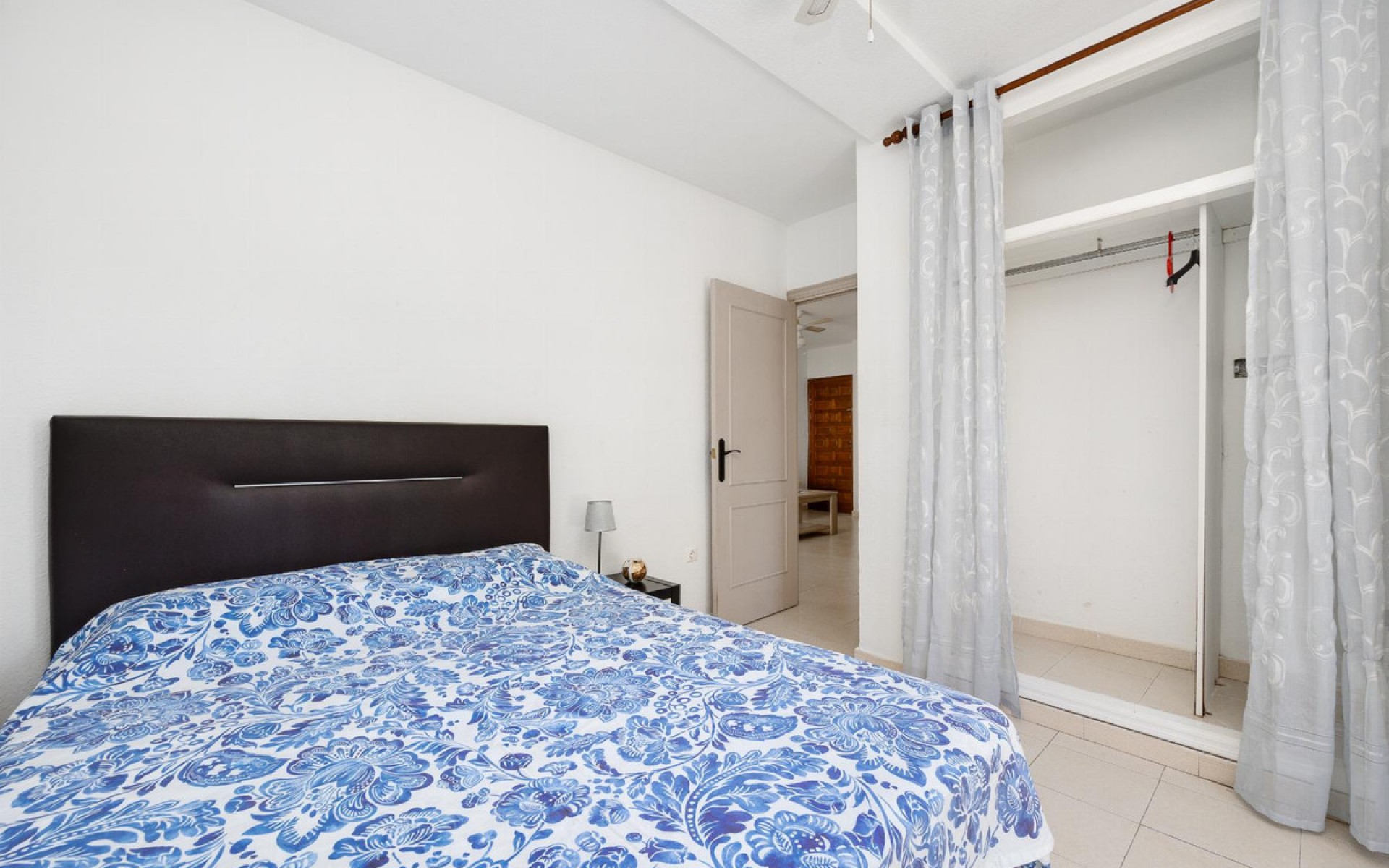 Resale - Villa - Torrevieja - Torrevieja Centro