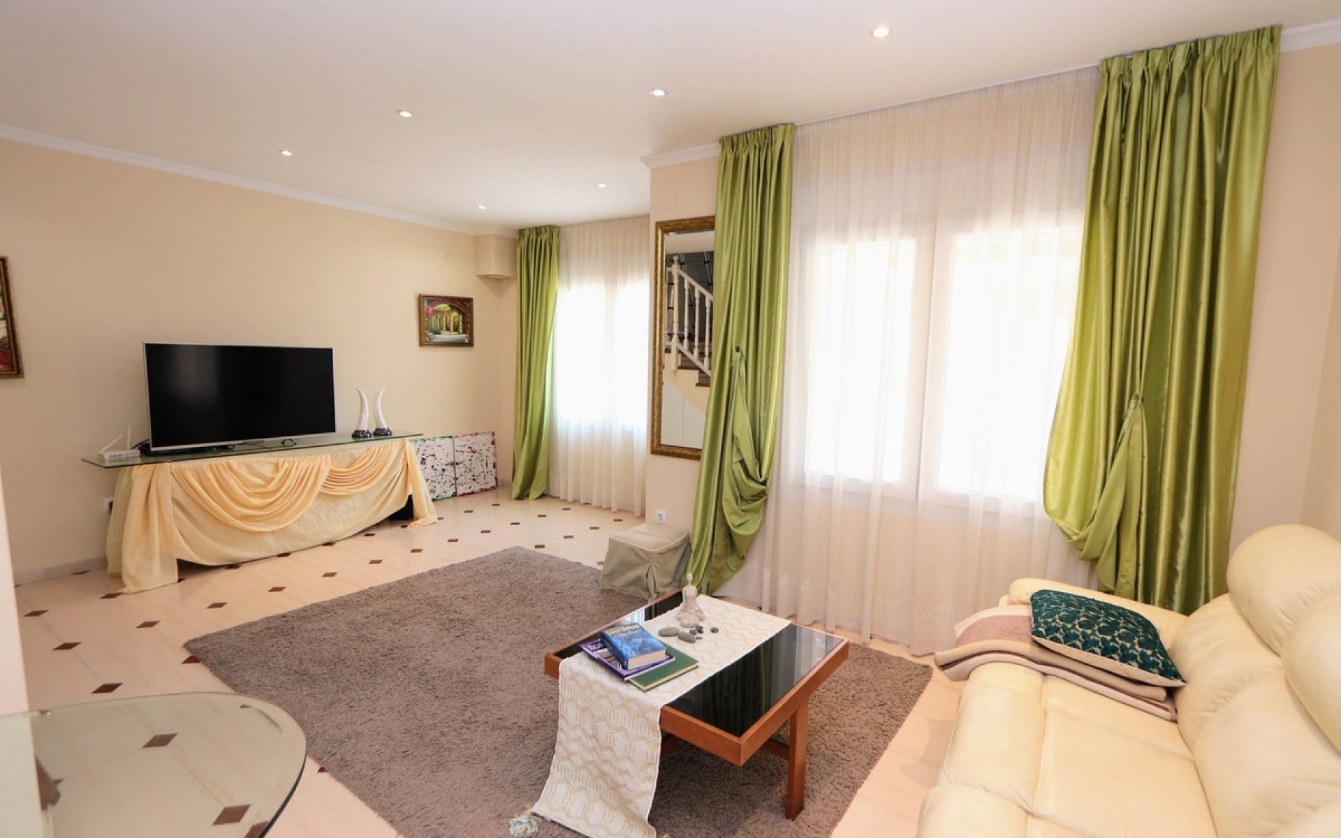 Resale - Villa - Torrevieja - Torrevieja Centro