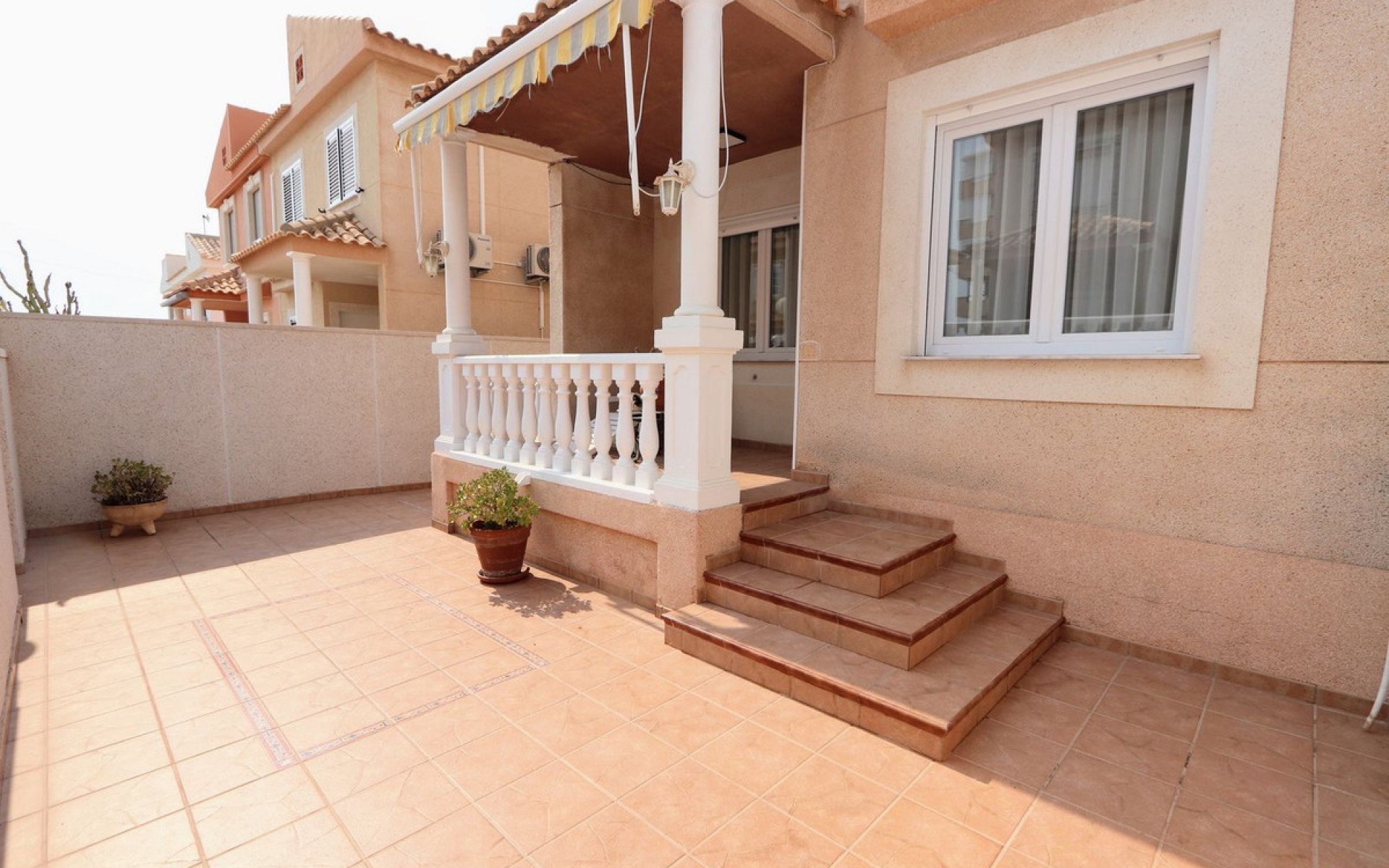 Resale - Villa - Torrevieja - Torrevieja Centro