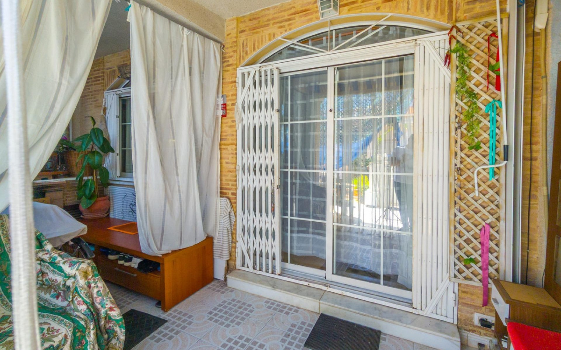 Resale - Villa - Torrevieja - Torrevieja Centro