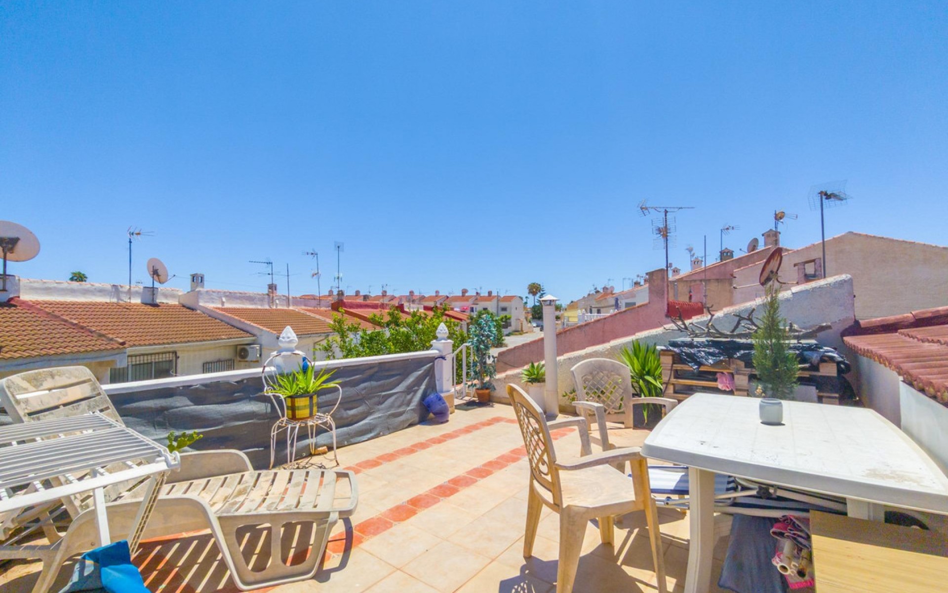 Resale - Villa - Torrevieja - Torrevieja Centro