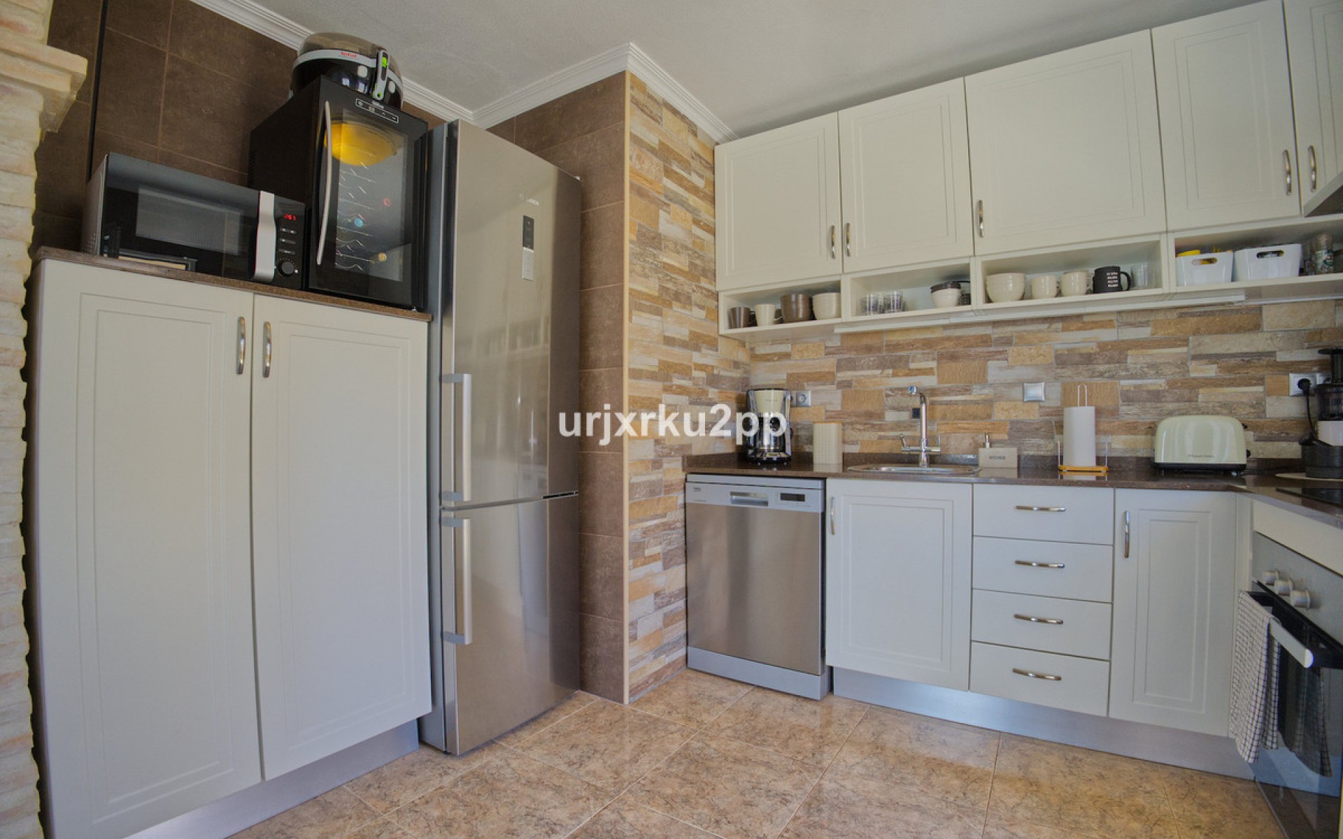 Resale - Villa - Torrevieja - Torrevieja Centro