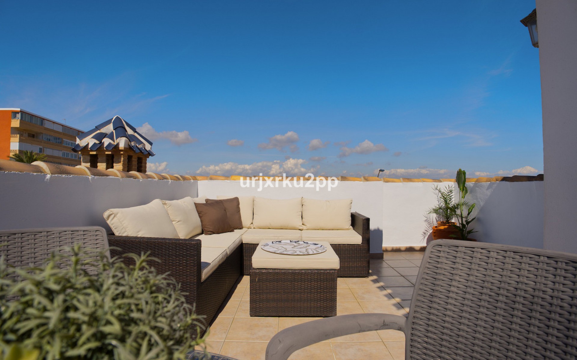 Resale - Villa - Torrevieja - Torrevieja Centro