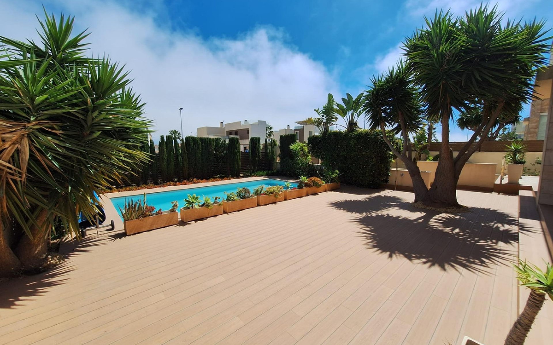 Resale - Villa - Torrevieja - Torrevieja Centro