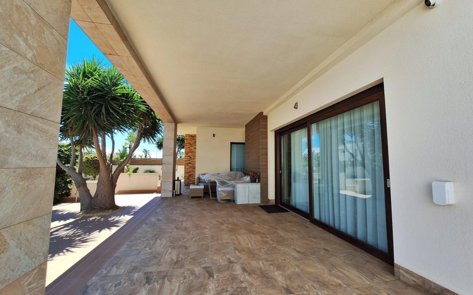Resale - Villa - Torrevieja - Torrevieja Centro