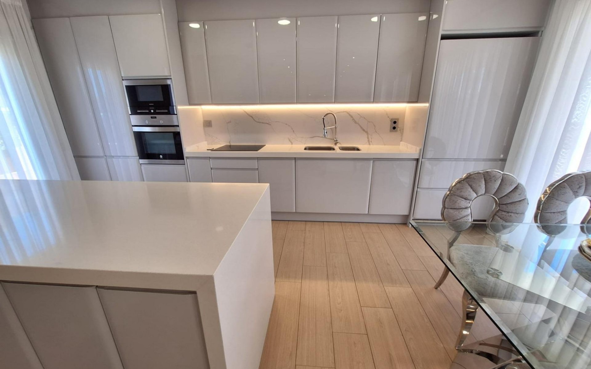 Resale - Villa - Torrevieja - Torrevieja Centro