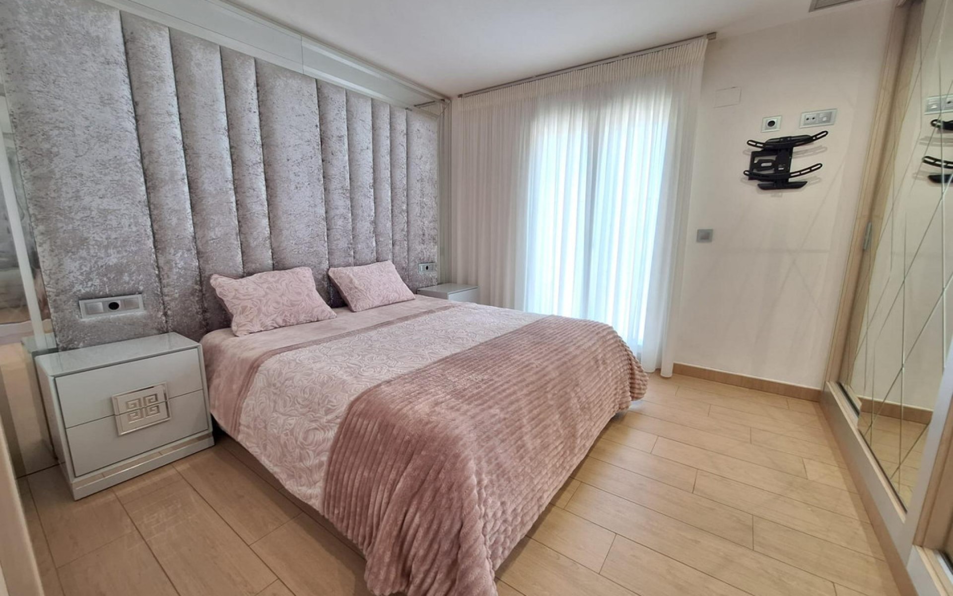 Resale - Villa - Torrevieja - Torrevieja Centro