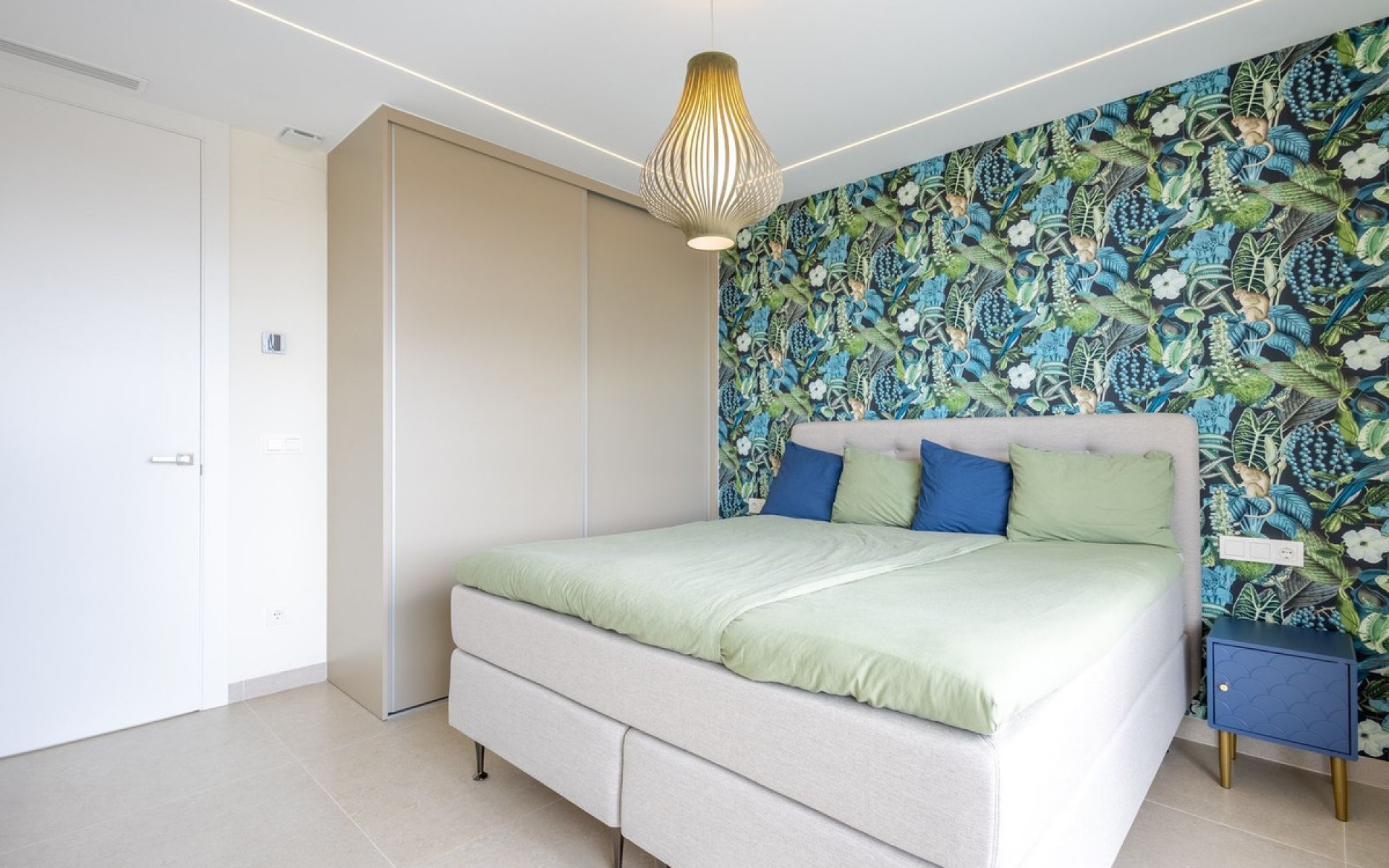 Resale - Villa - Torrevieja - Torrevieja Centro