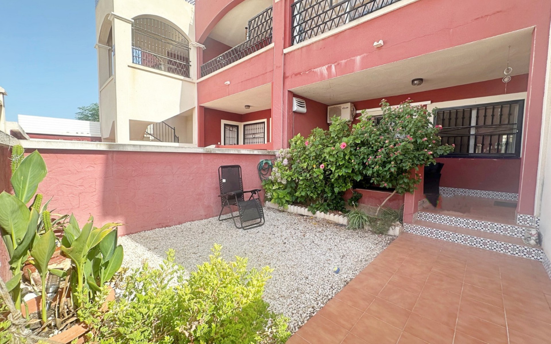 Resale - Villa - Torrevieja - Torrevieja Centro