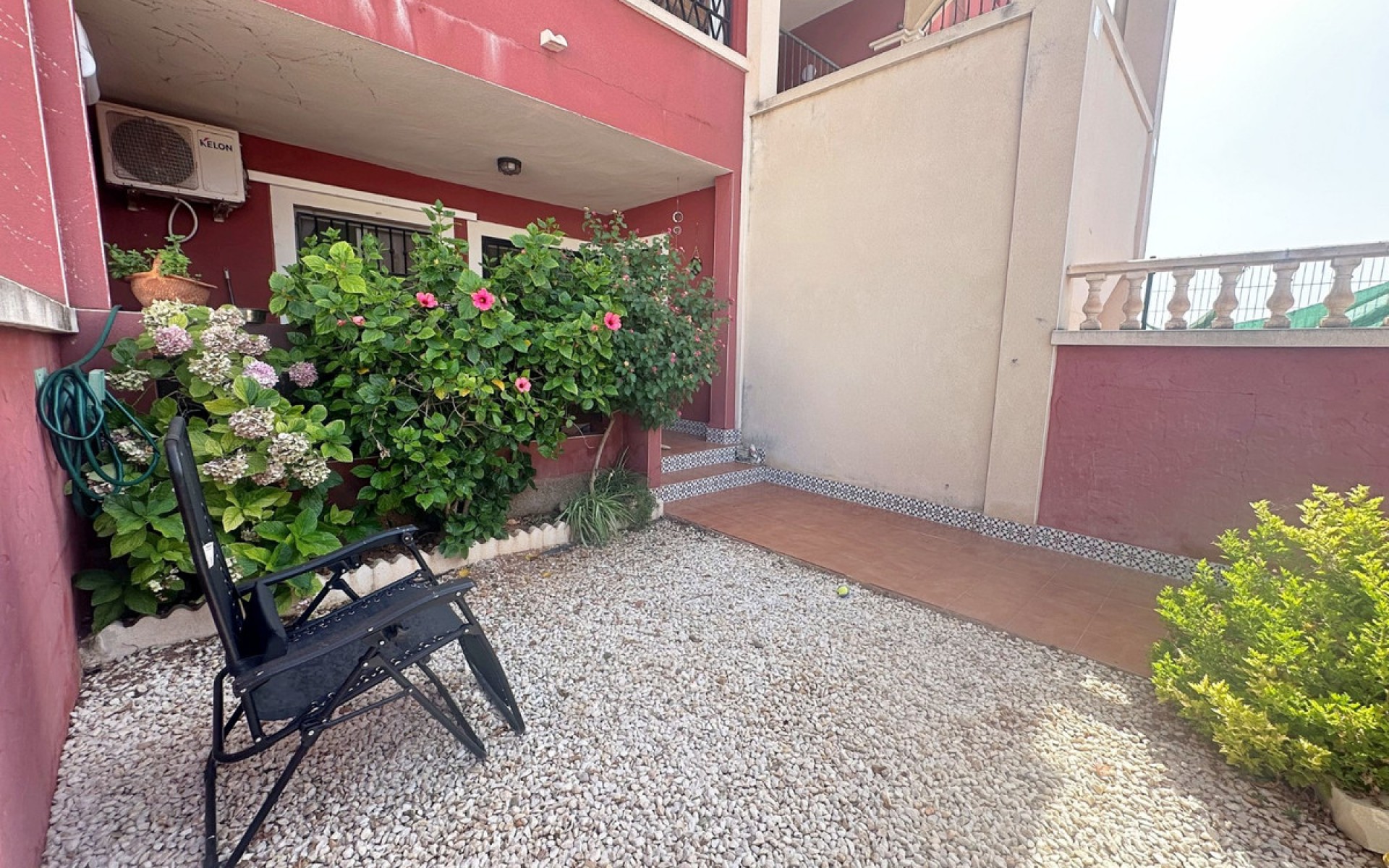 Resale - Villa - Torrevieja - Torrevieja Centro