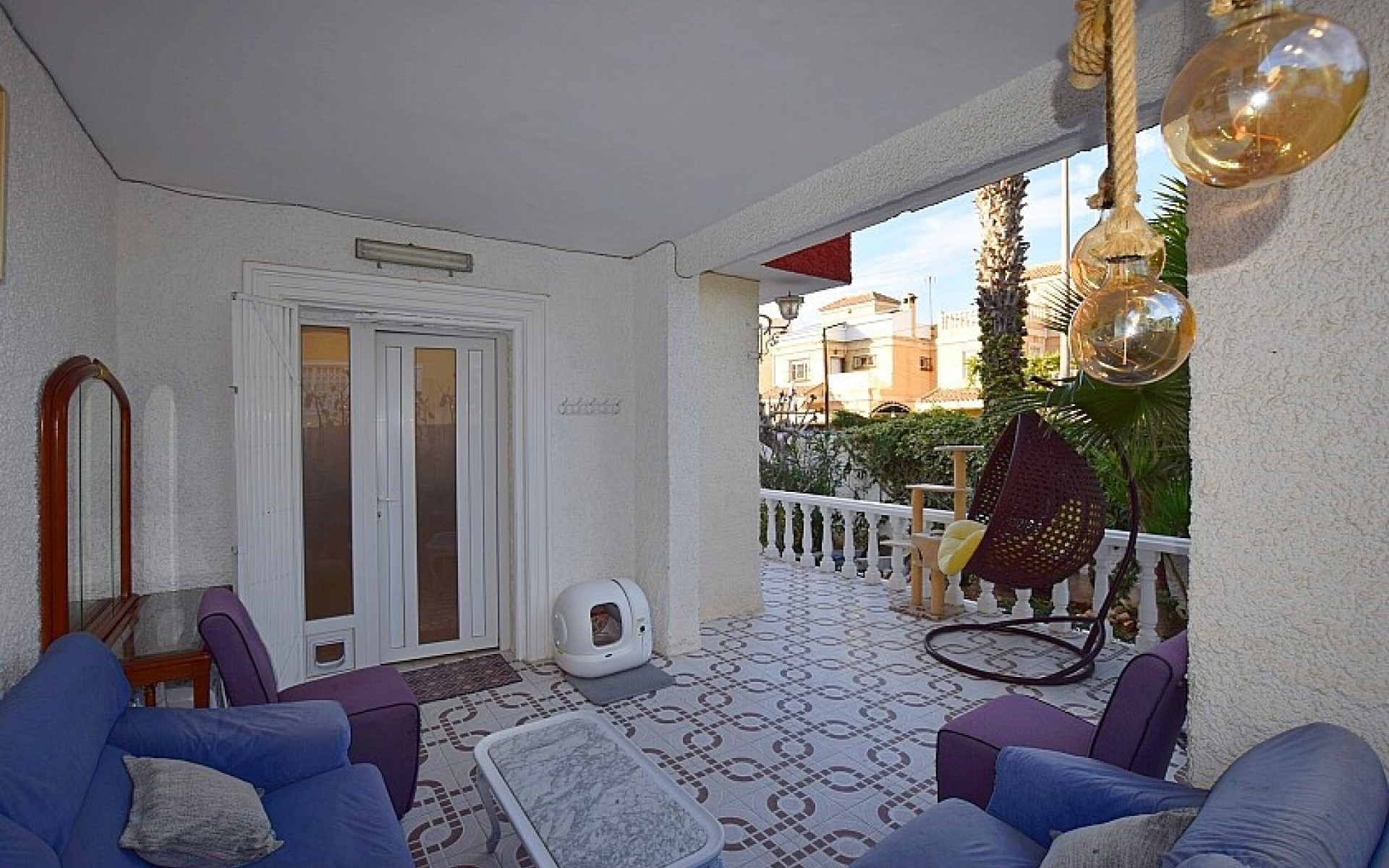 Resale - Villa - Torrevieja - Torrevieja Centro