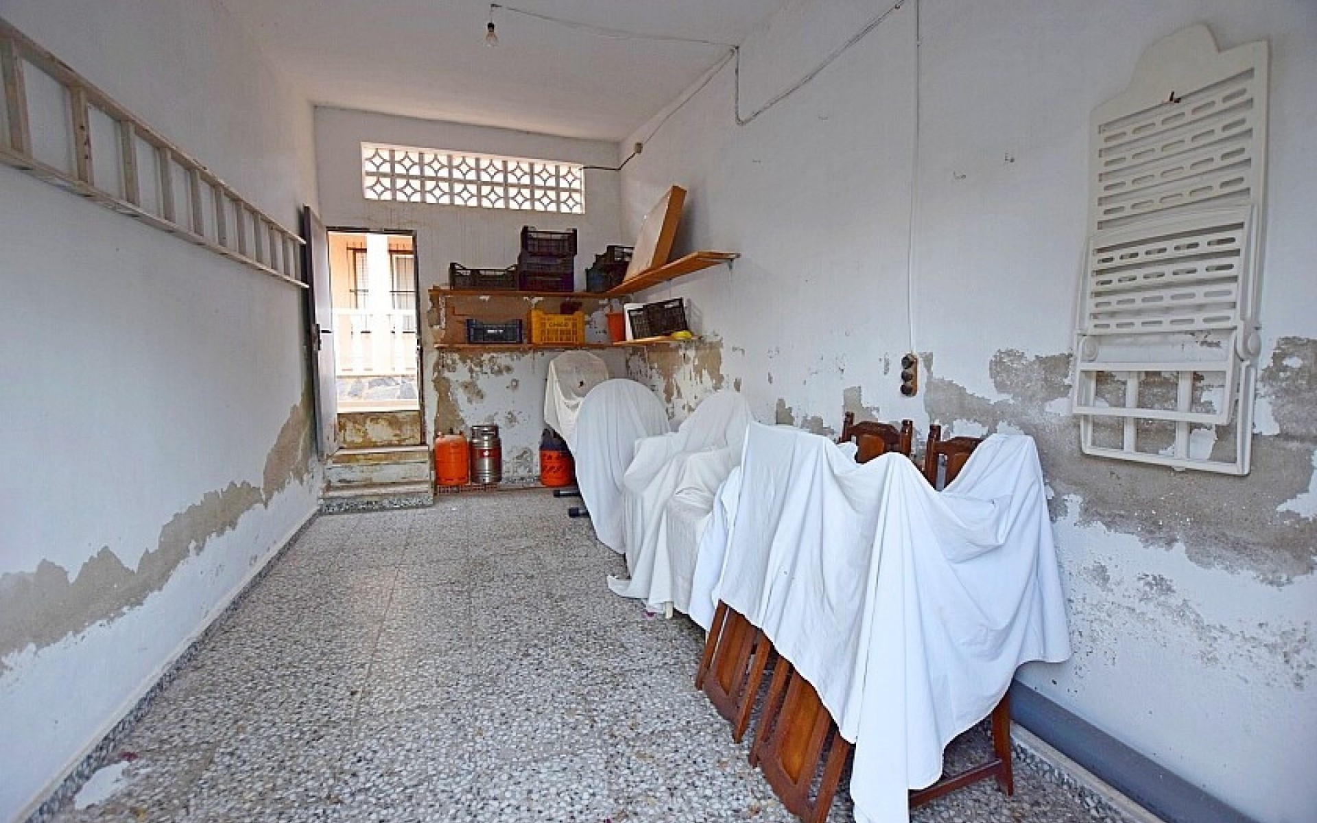 Resale - Villa - Torrevieja - Torrevieja Centro