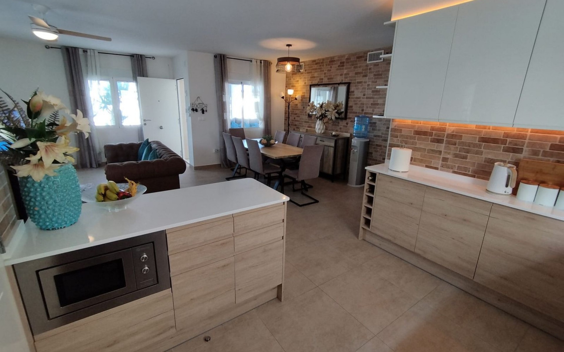 Resale - Villa - Torrevieja - Torrevieja Centro