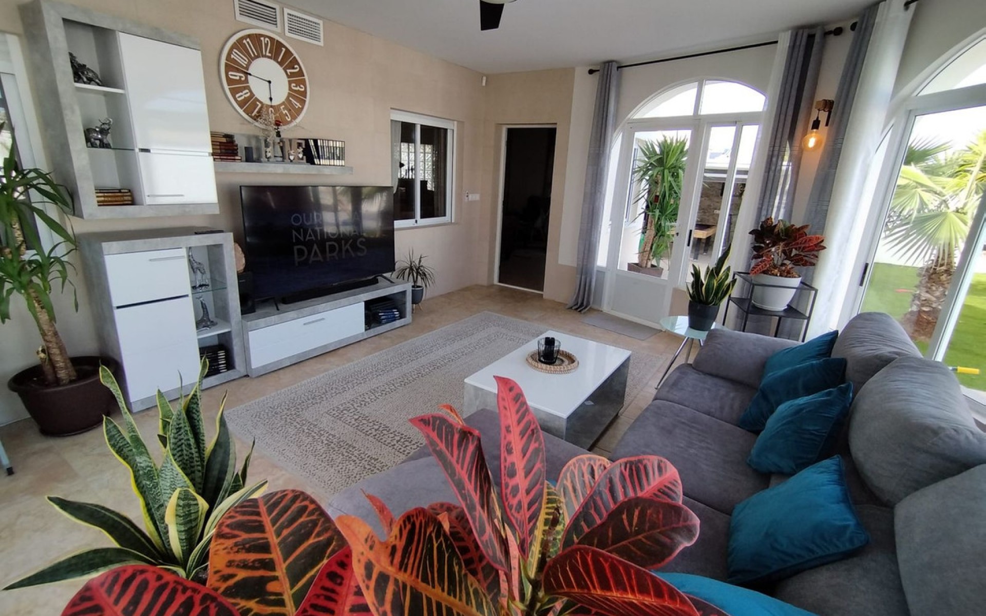 Resale - Villa - Torrevieja - Torrevieja Centro