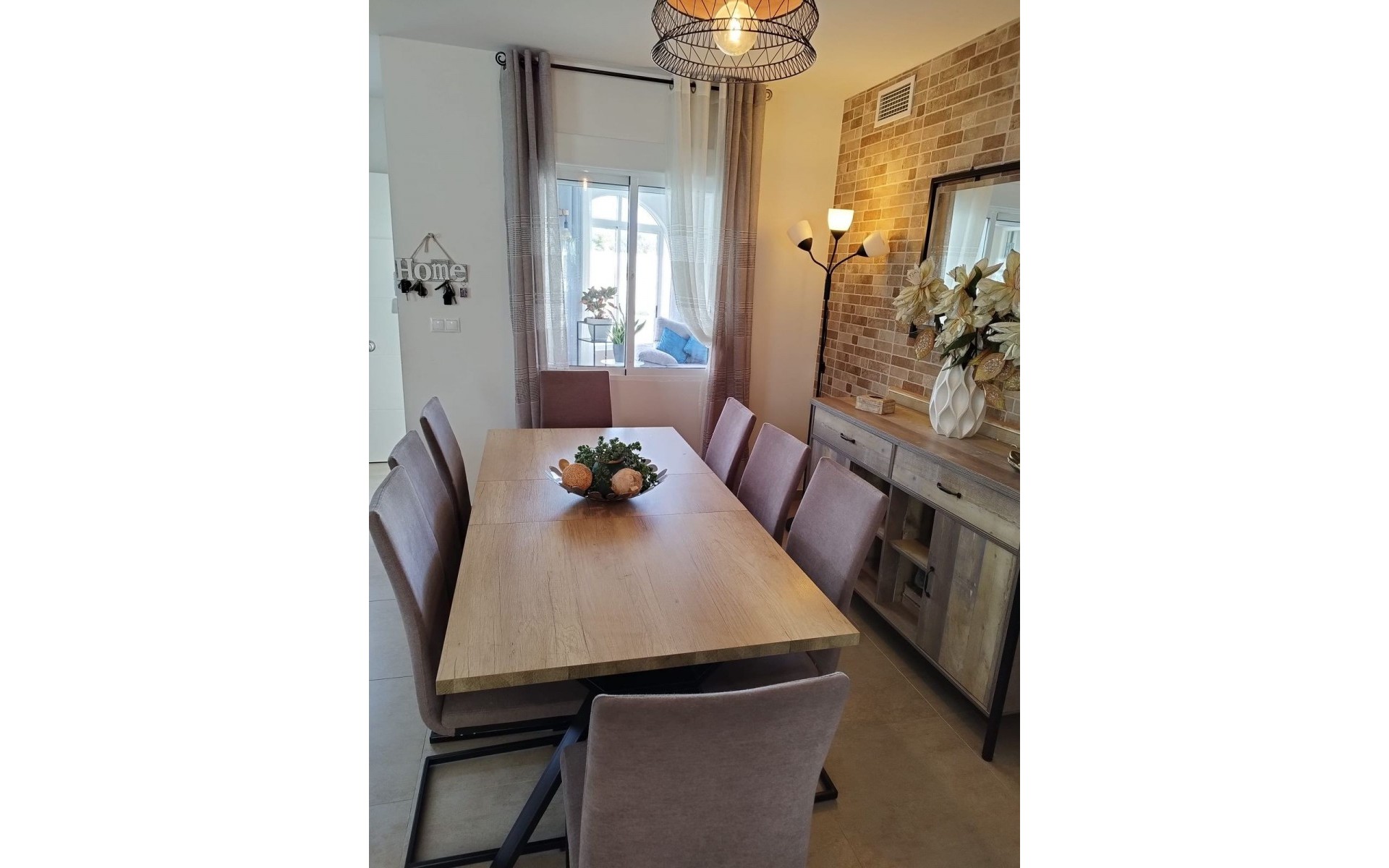 Resale - Villa - Torrevieja - Torrevieja Centro
