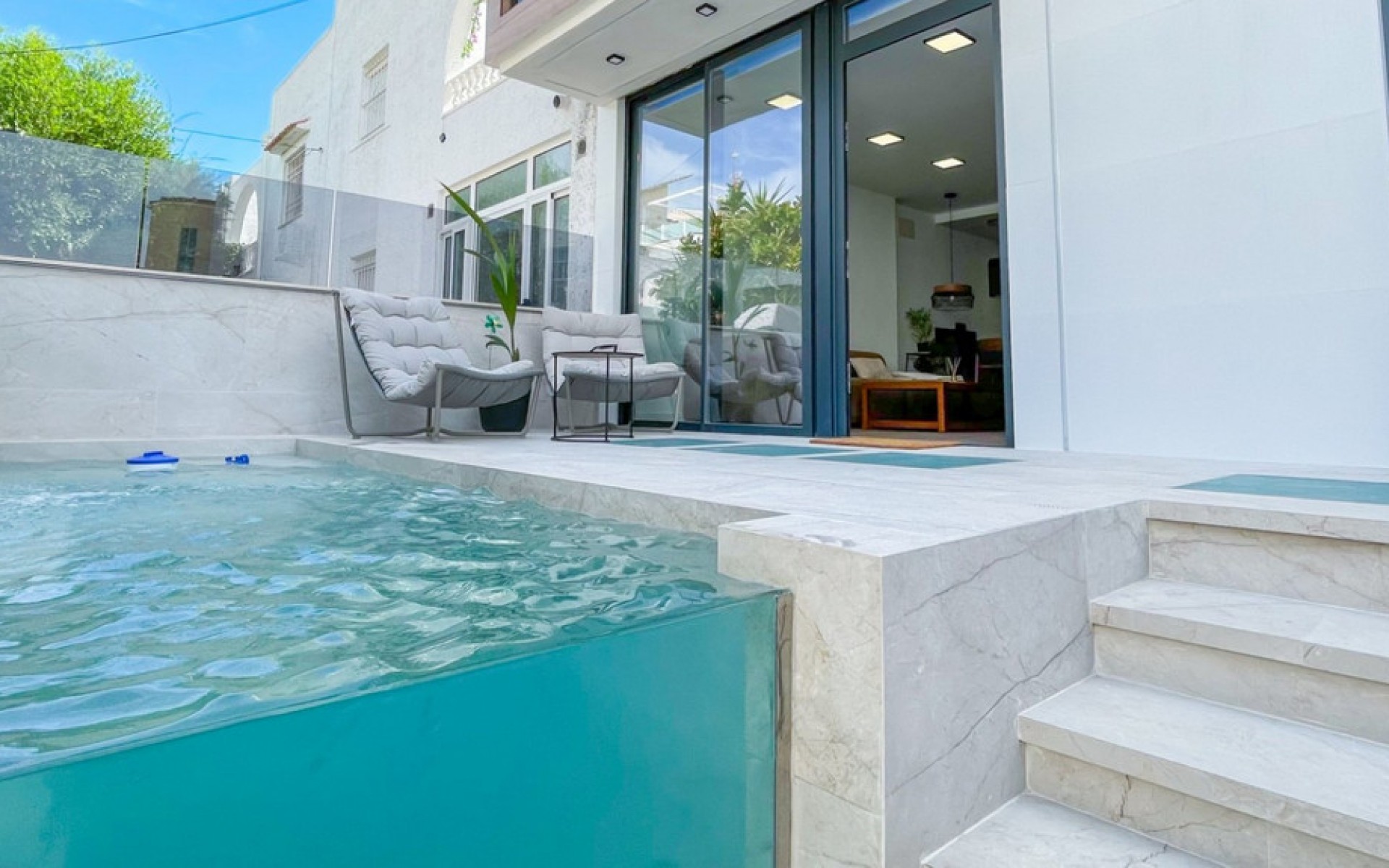 Resale - Villa - Torrevieja - Torrevieja Centro
