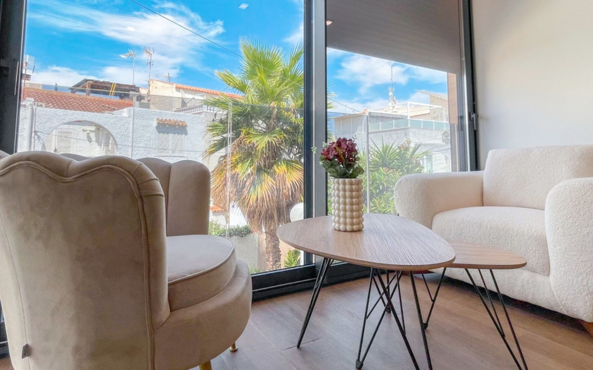 Resale - Villa - Torrevieja - Torrevieja Centro