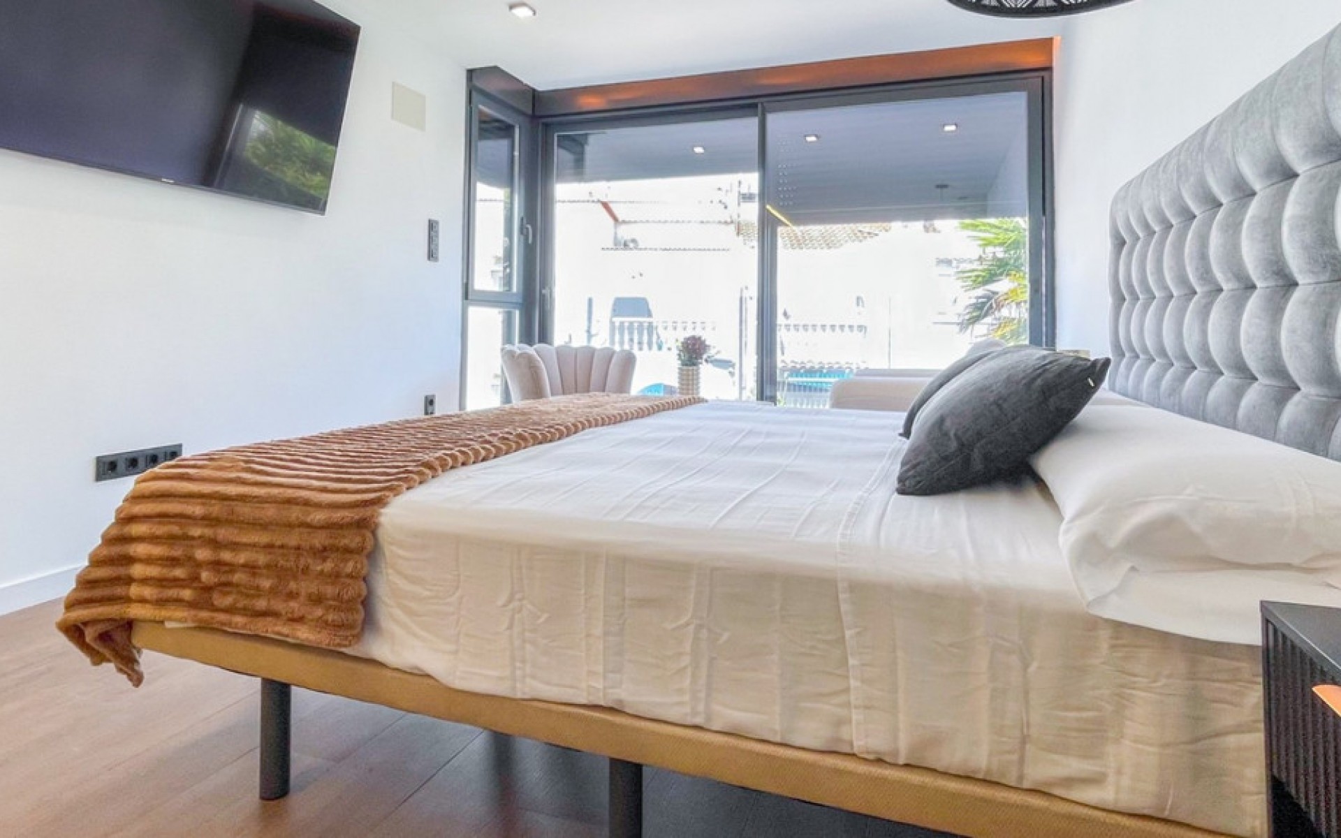 Resale - Villa - Torrevieja - Torrevieja Centro