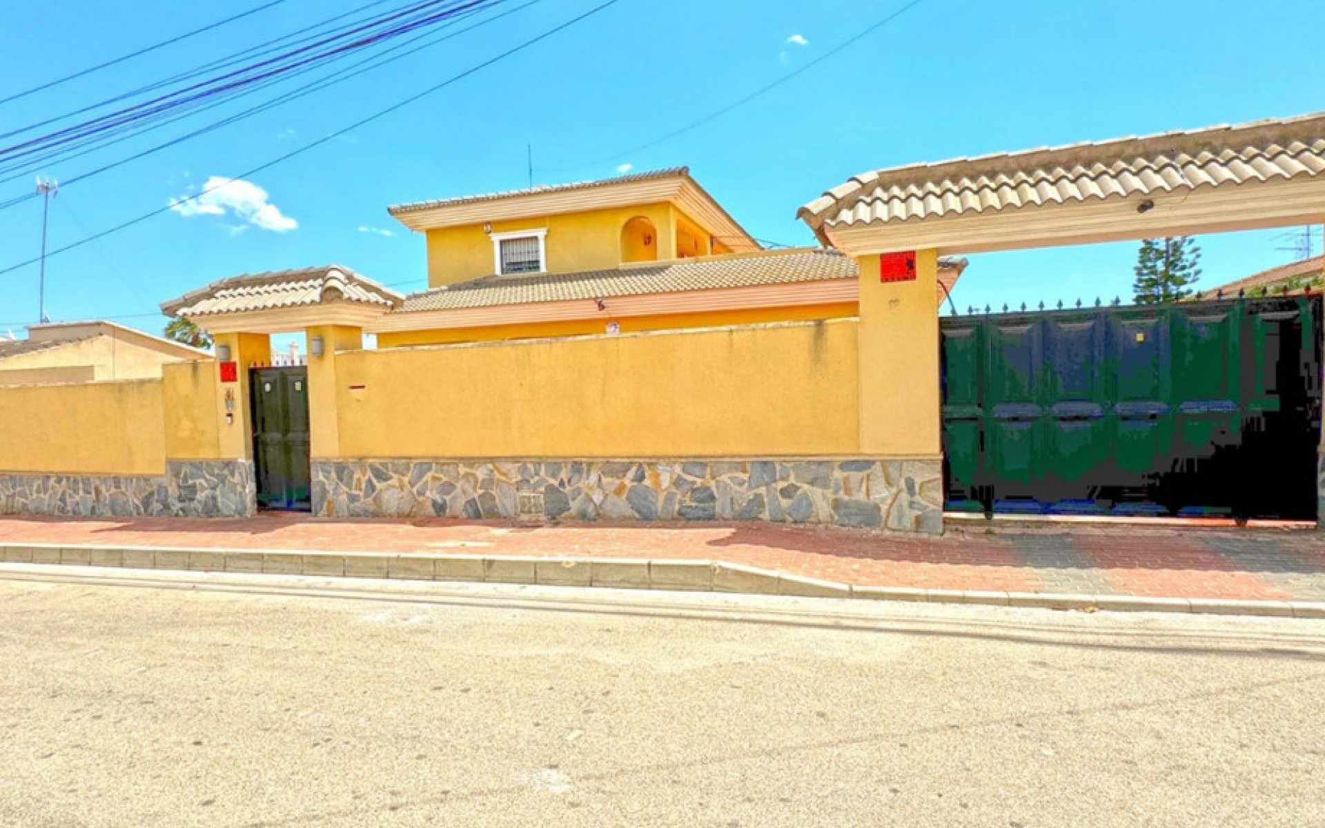 Resale - Villa - Torrevieja - Torrevieja Centro