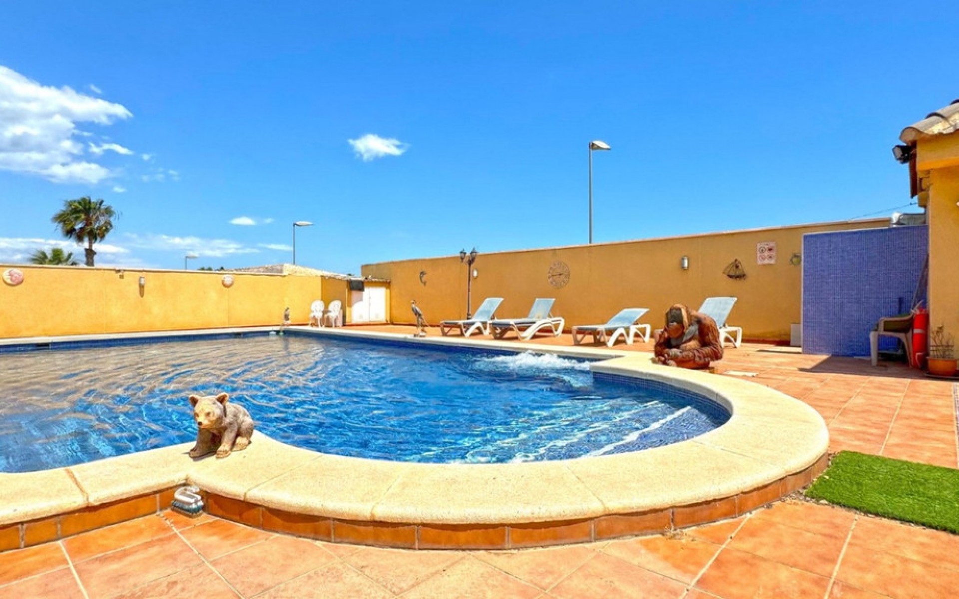 Resale - Villa - Torrevieja - Torrevieja Centro